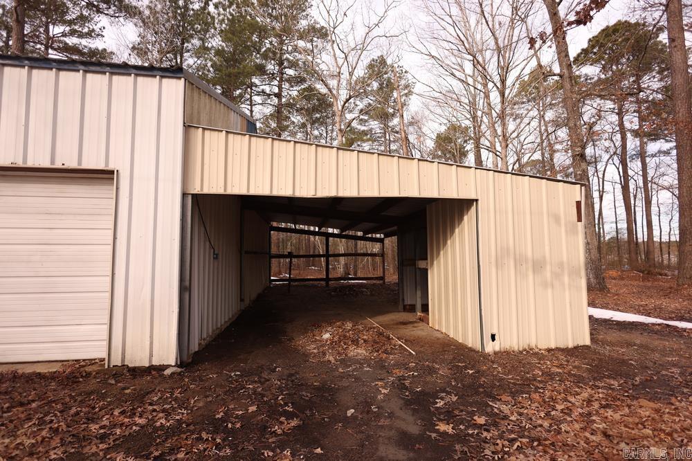 21517  Randolph Road  Hensley, AR