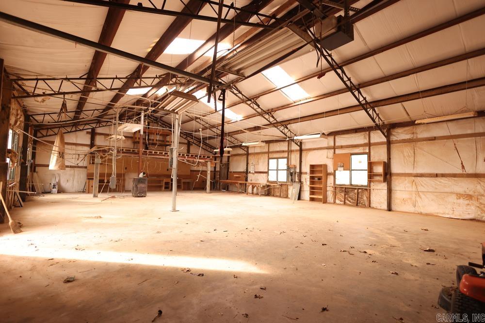 21517  Randolph Road  Hensley, AR