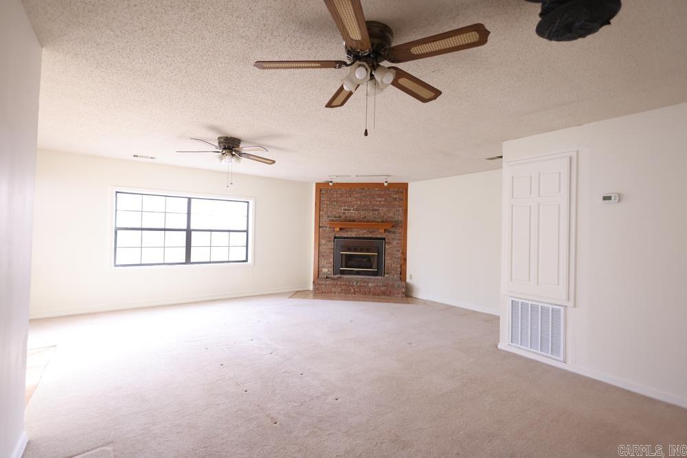 21517  Randolph Road  Hensley, AR
