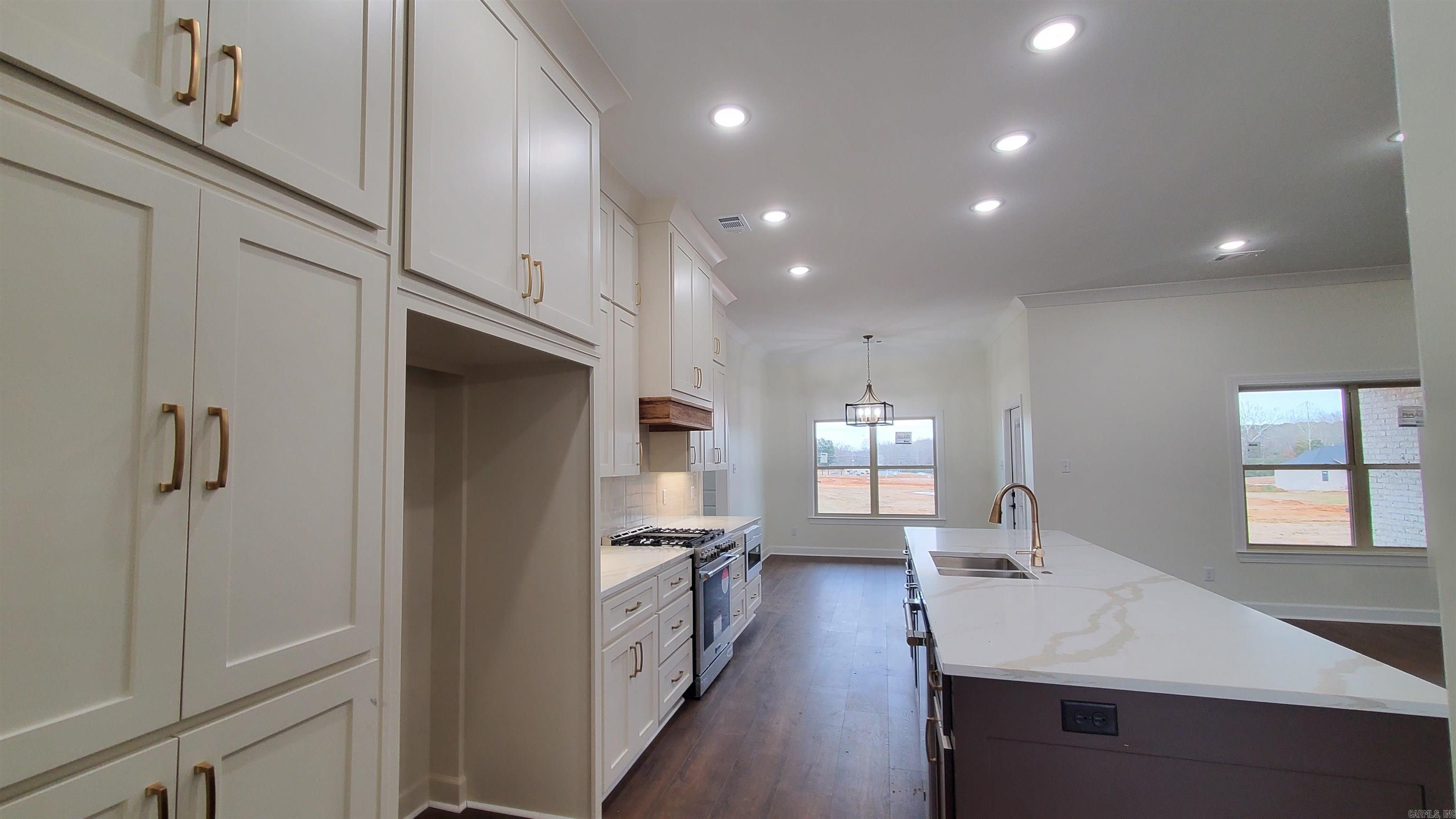 28  Calvados  Cabot, AR