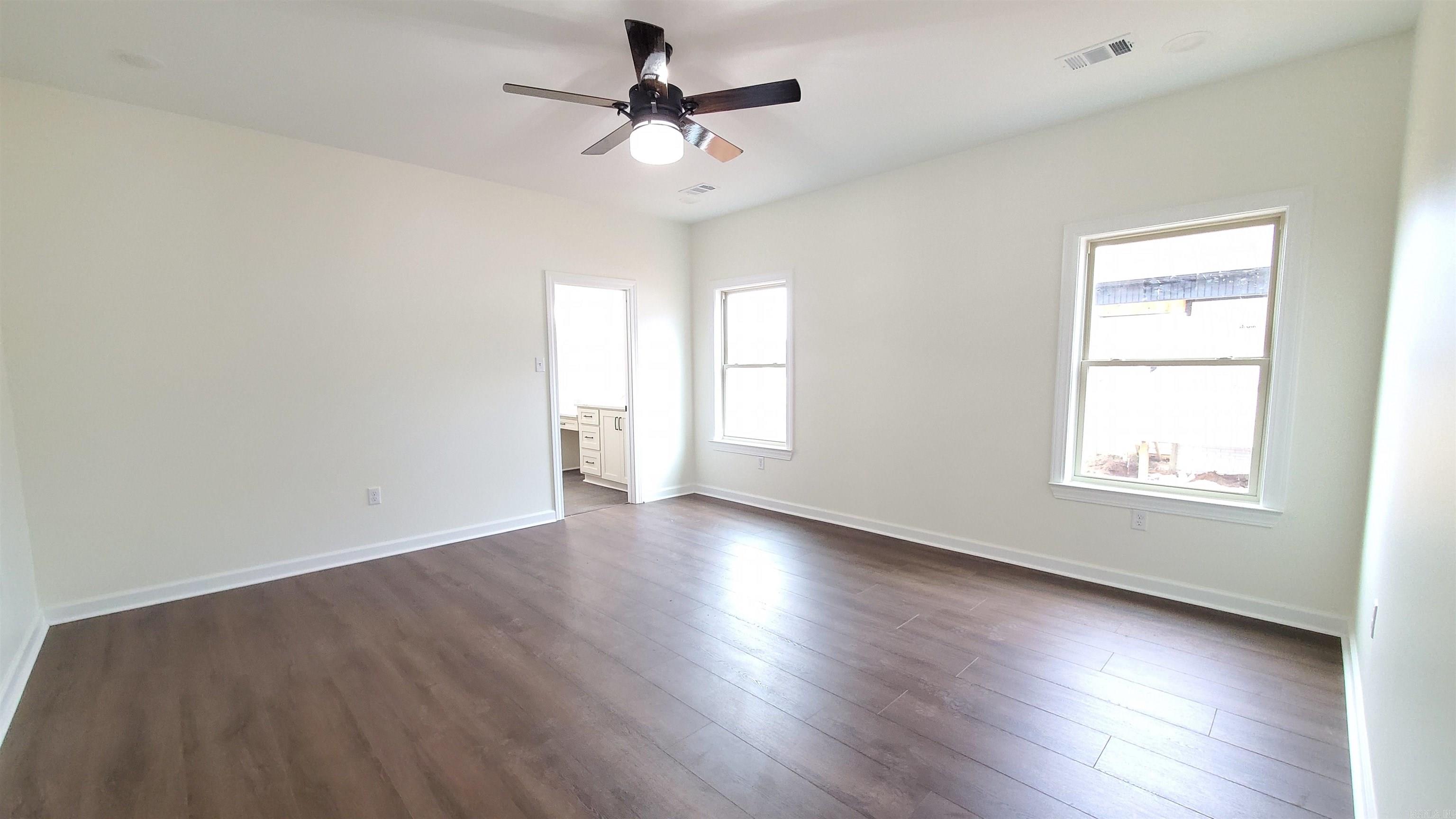 28  Calvados  Cabot, AR
