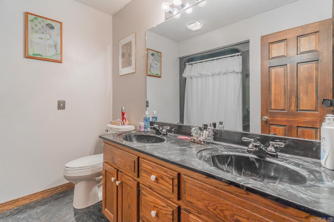 938 N Fairview  Mammoth Spring, AR