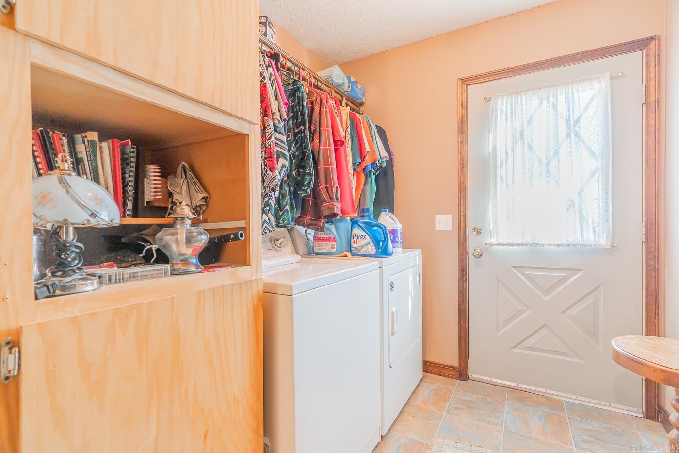 938 N Fairview  Mammoth Spring, AR