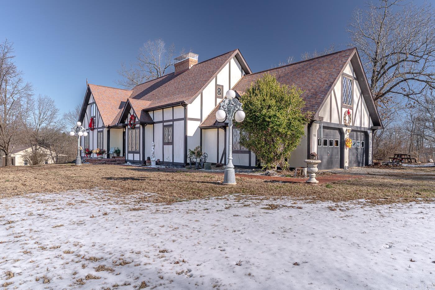 938 N Fairview  Mammoth Spring, AR
