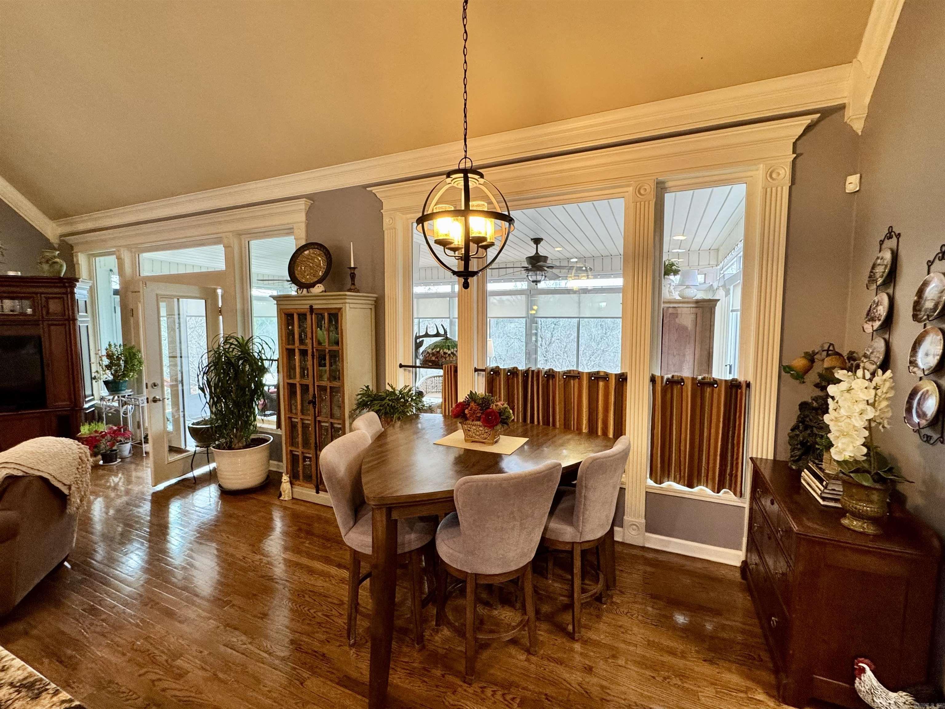 110  Robertsridge  Hot Springs, AR