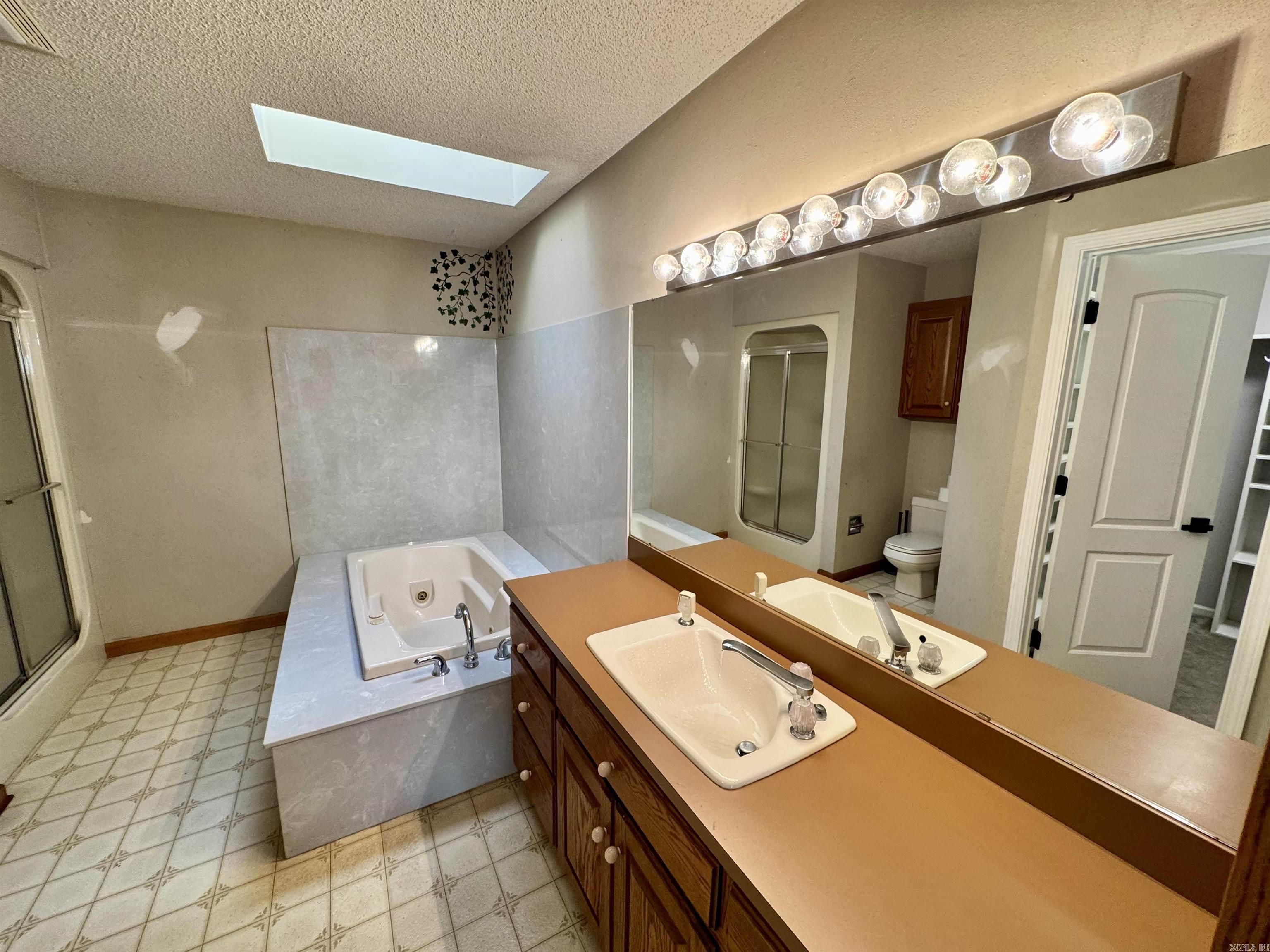 324  Farquharson  Pearcy, AR