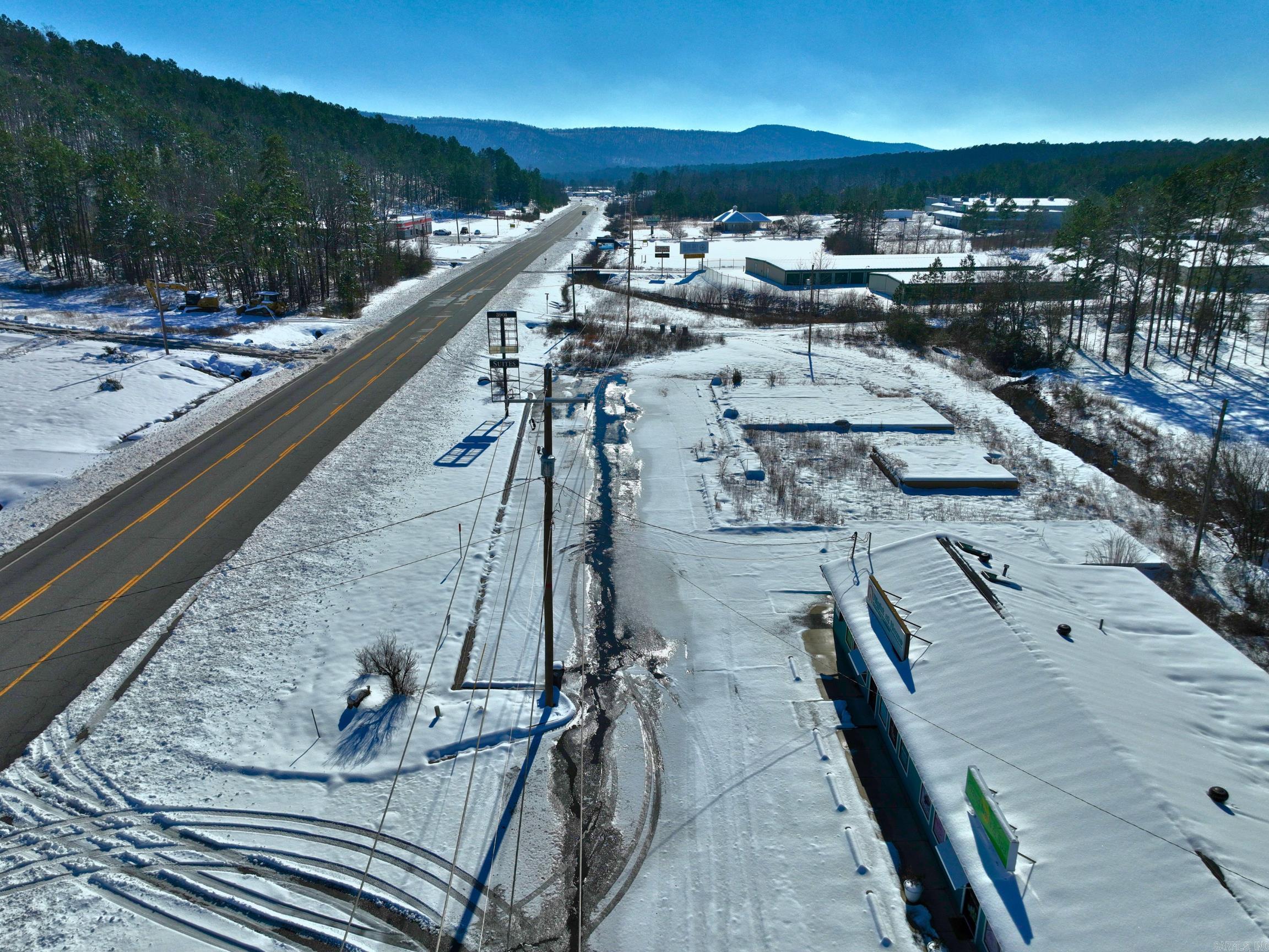 3900 N Highway 7  Hot Springs Village, AR
