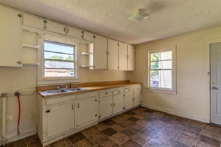 618 W Sharpe  Forrest City, AR