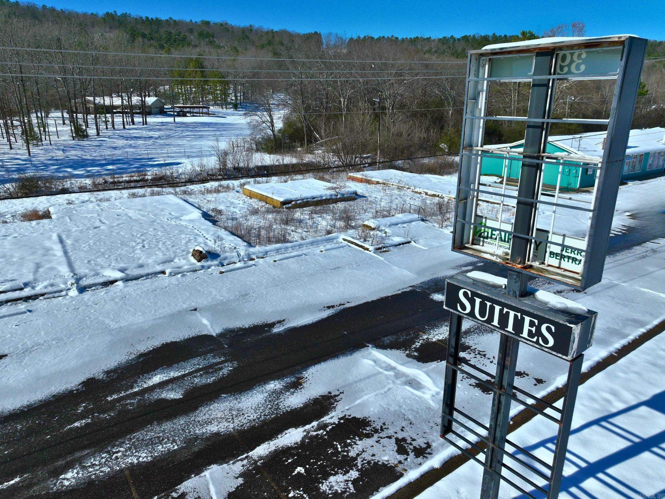 3900 N Highway 7  Hot Springs Village, AR