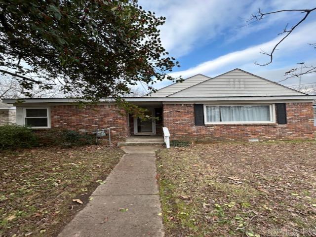 206 Richard Street