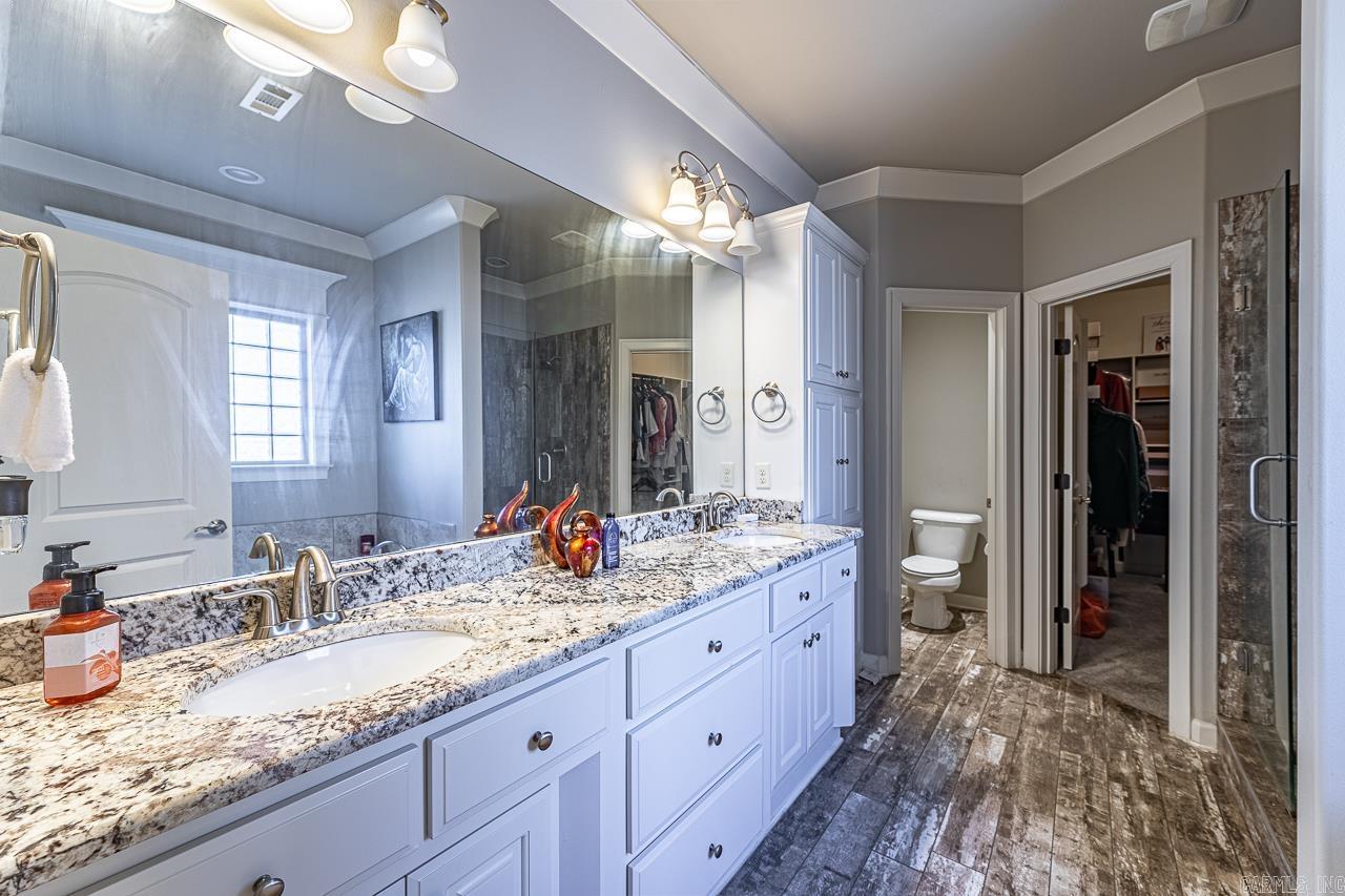 17200  Crooked Oak  North Little Rock, AR