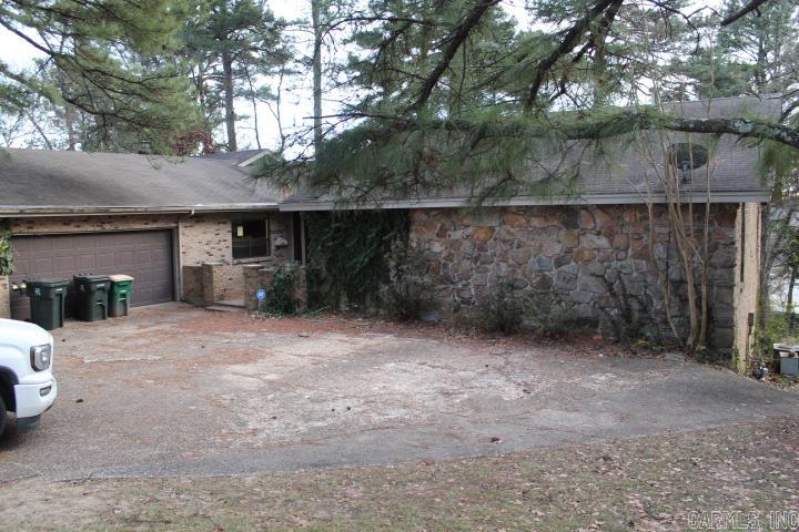306 Arthur Drive