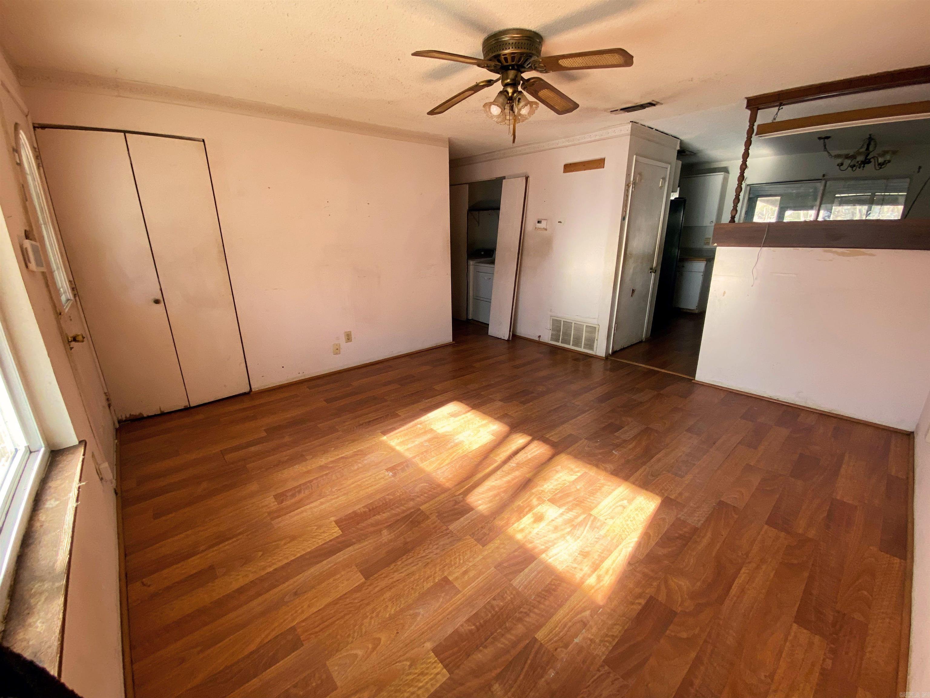 104  Squire  Hot Springs, AR