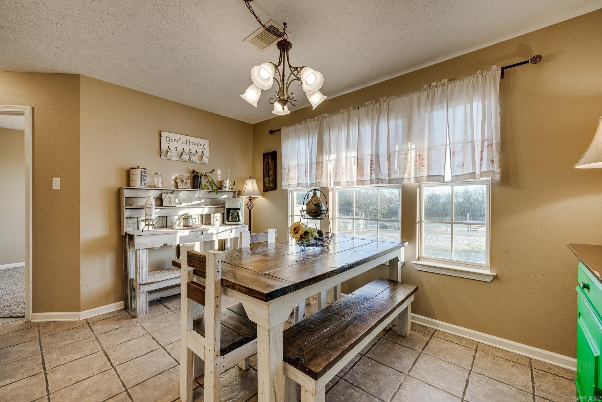 17  Barney Road  Enola, AR