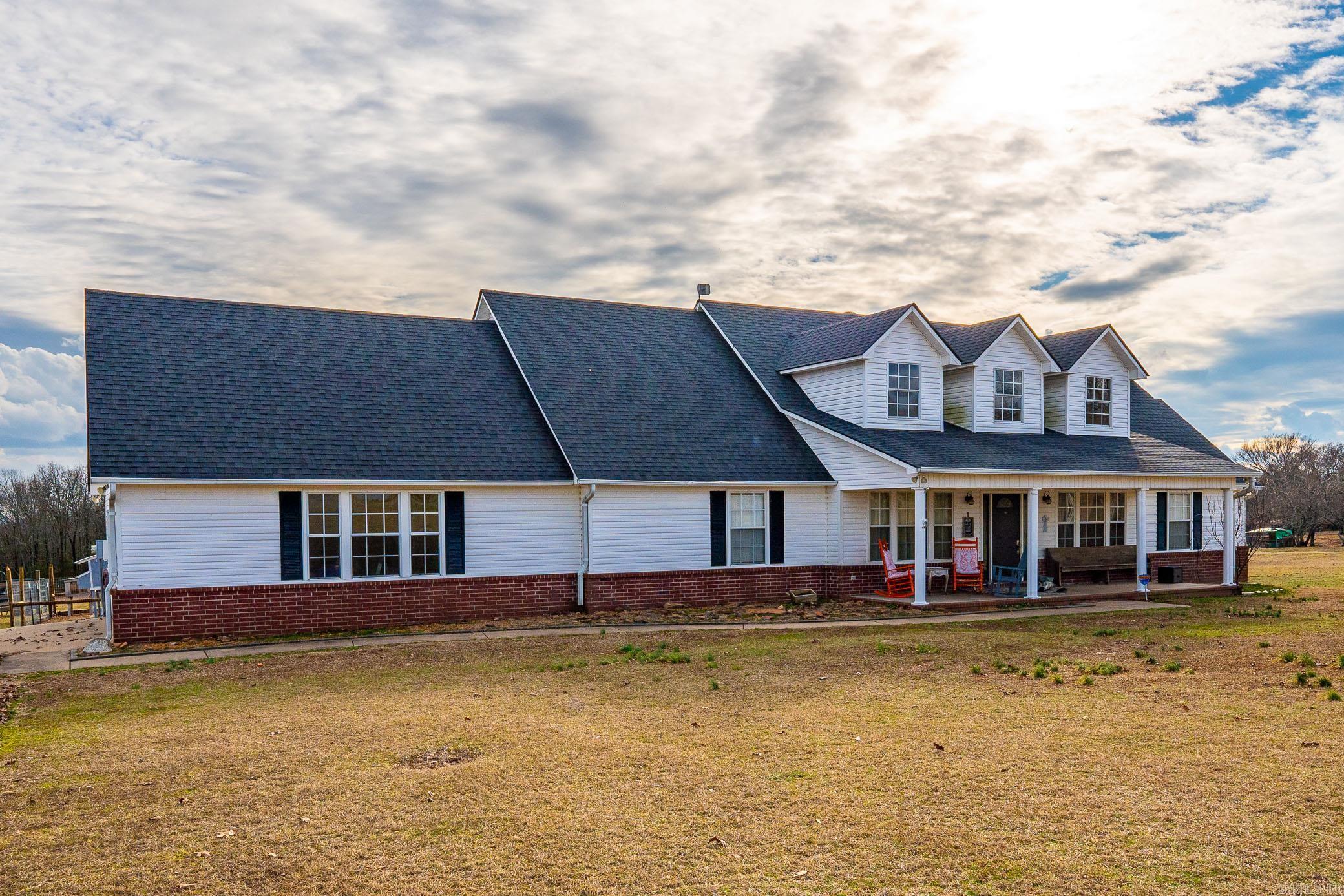 17  Barney Road  Enola, AR