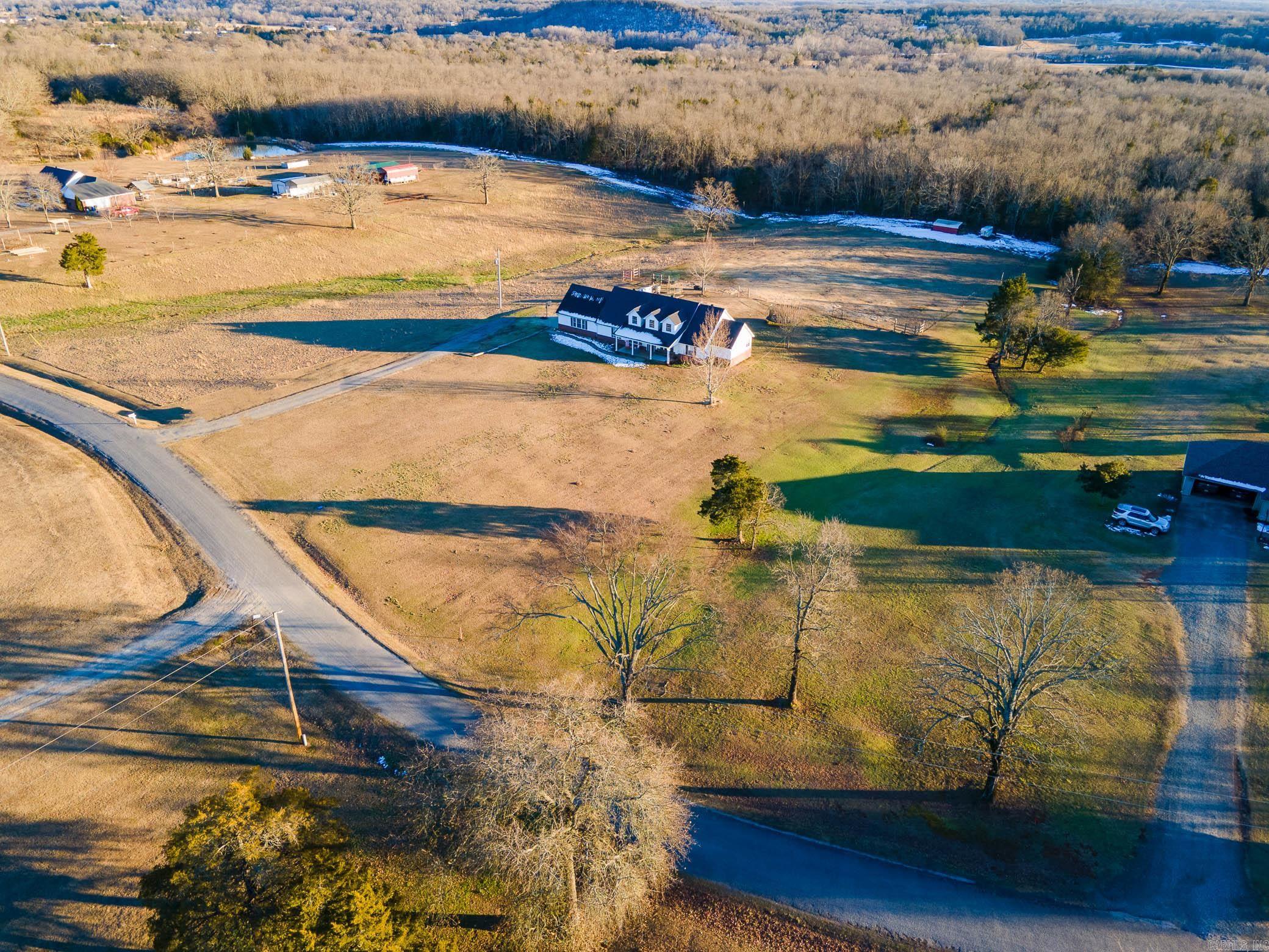 17  Barney Road  Enola, AR