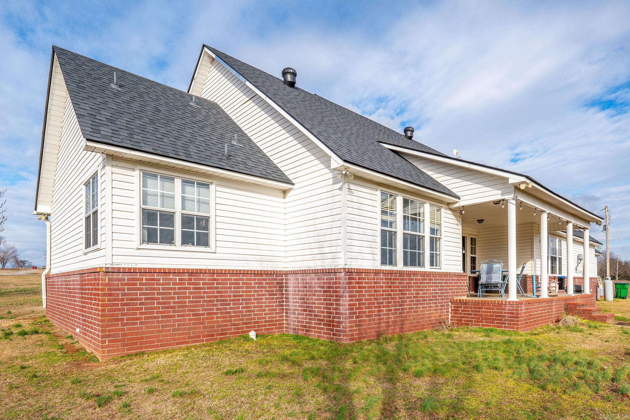 17  Barney Road  Enola, AR