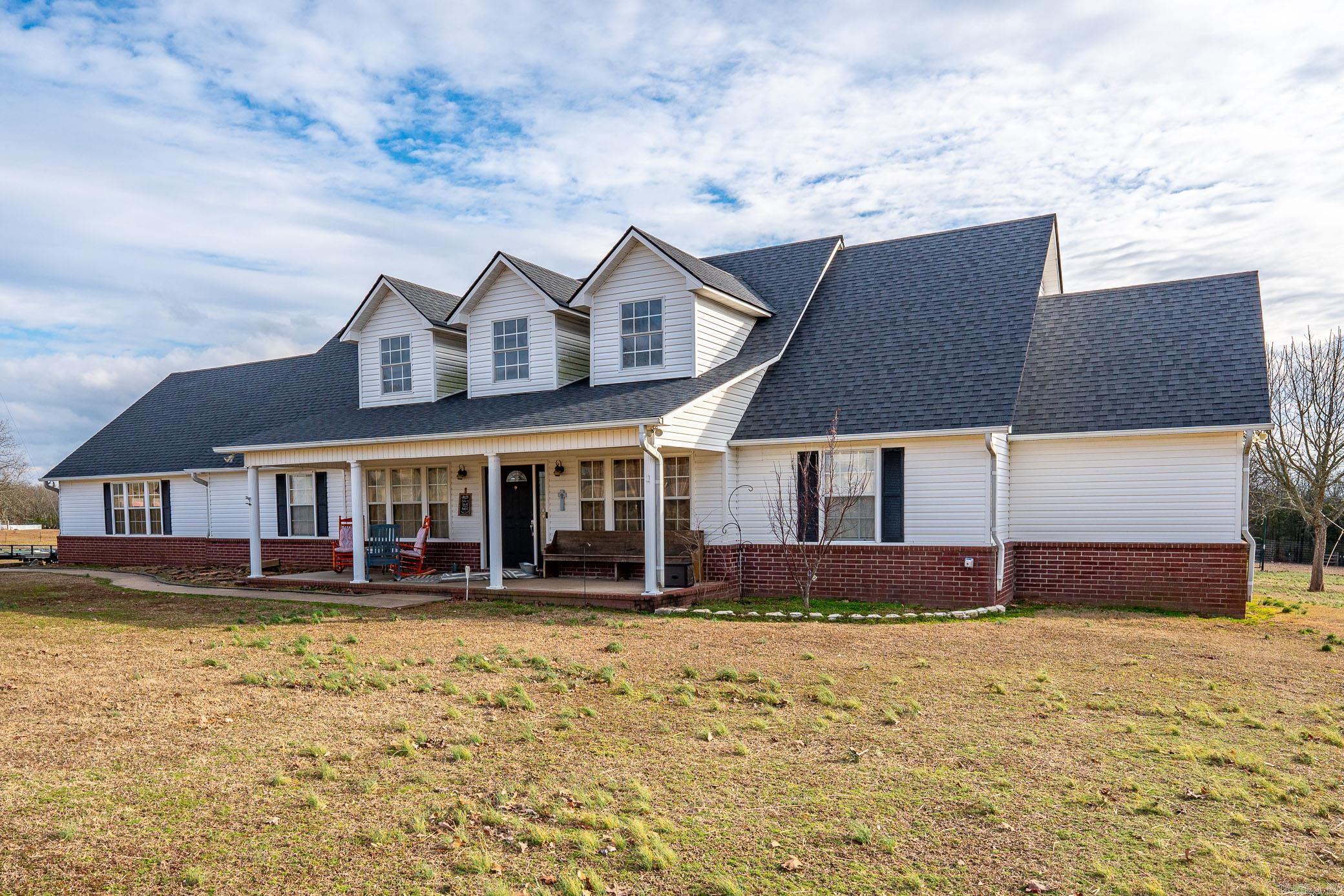 17  Barney Road  Enola, AR