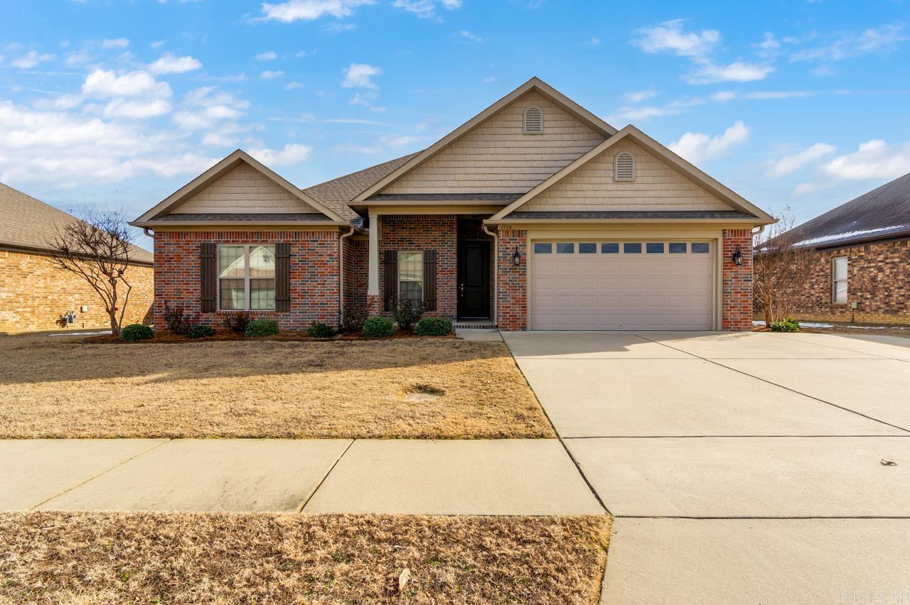 1730  SYLAR  Conway, AR