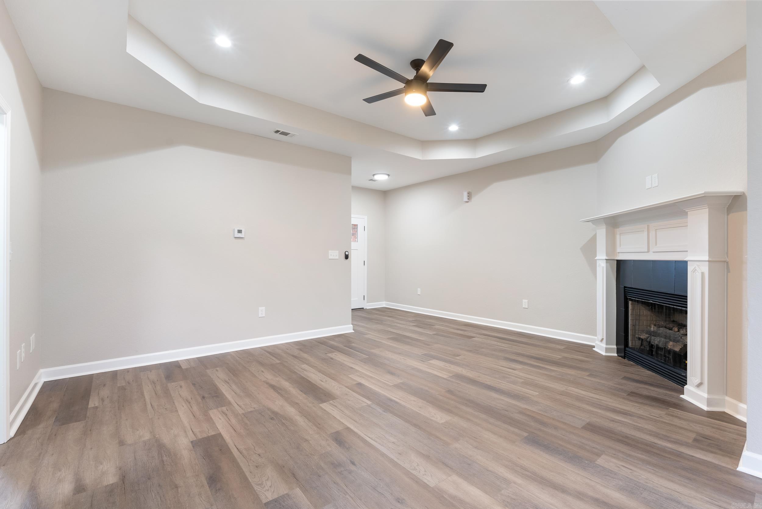 4  Bishop  Conway, AR