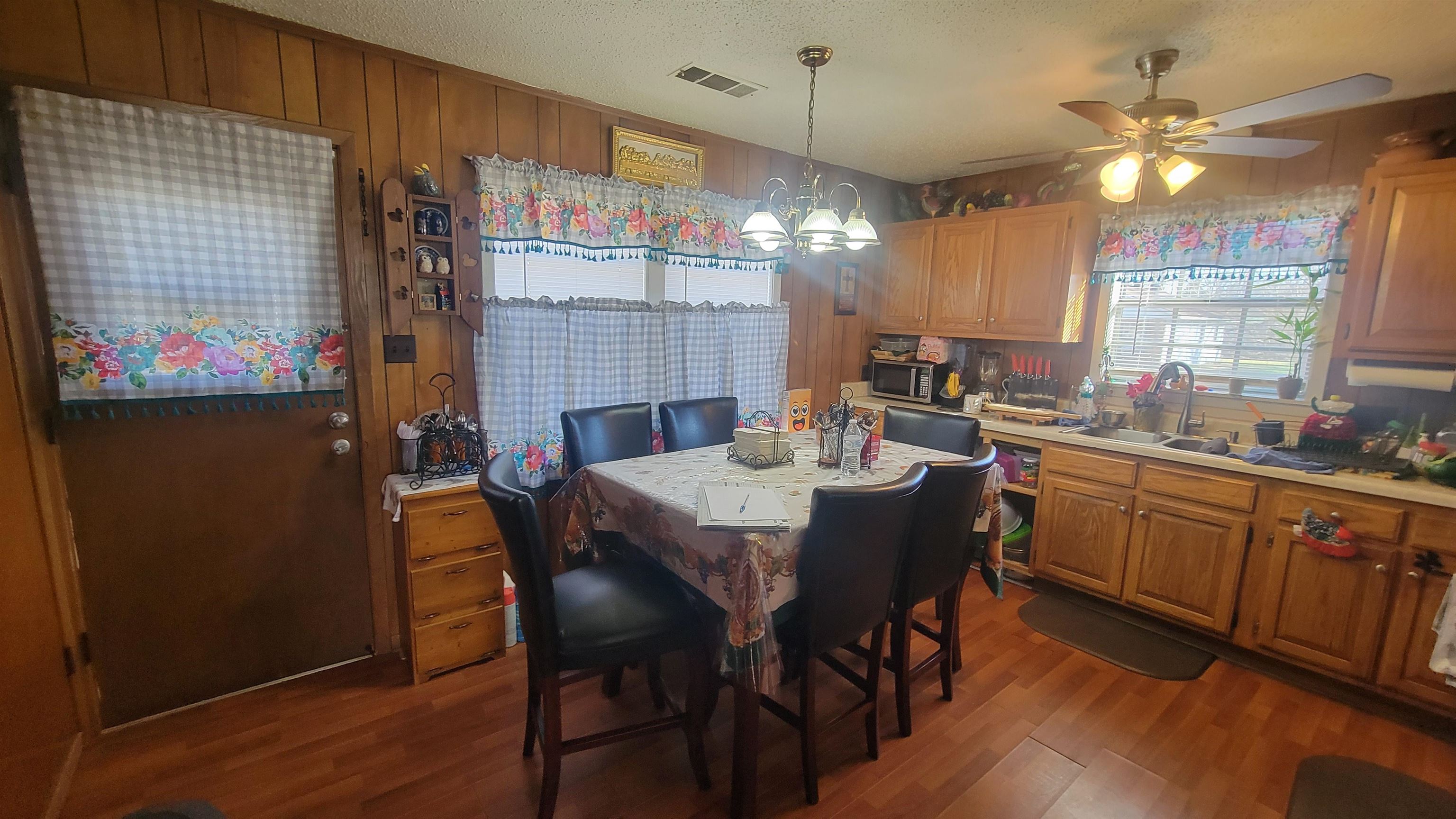 527  Smith  Trumann, AR