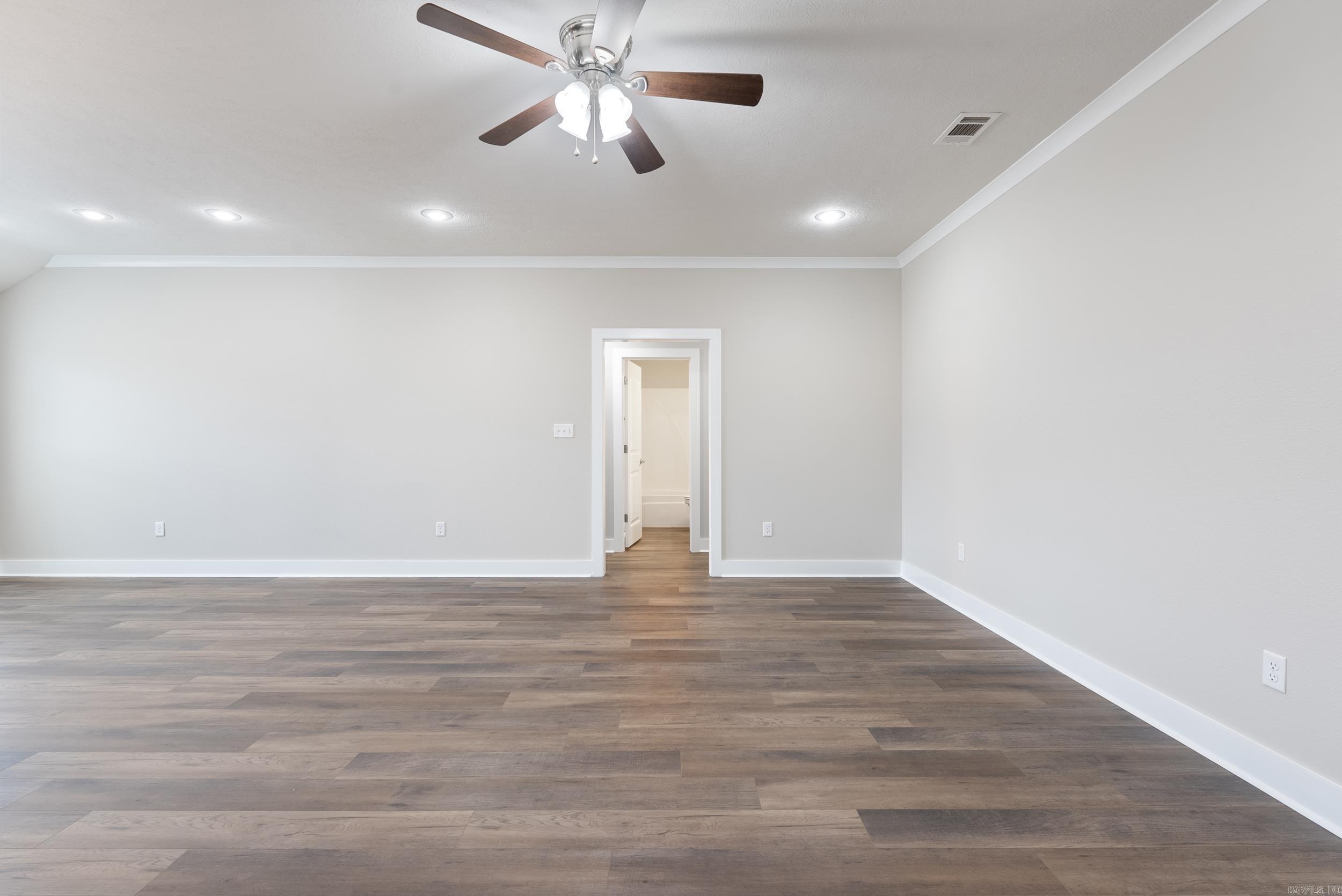 16  Clover Ridge  Vilonia, AR