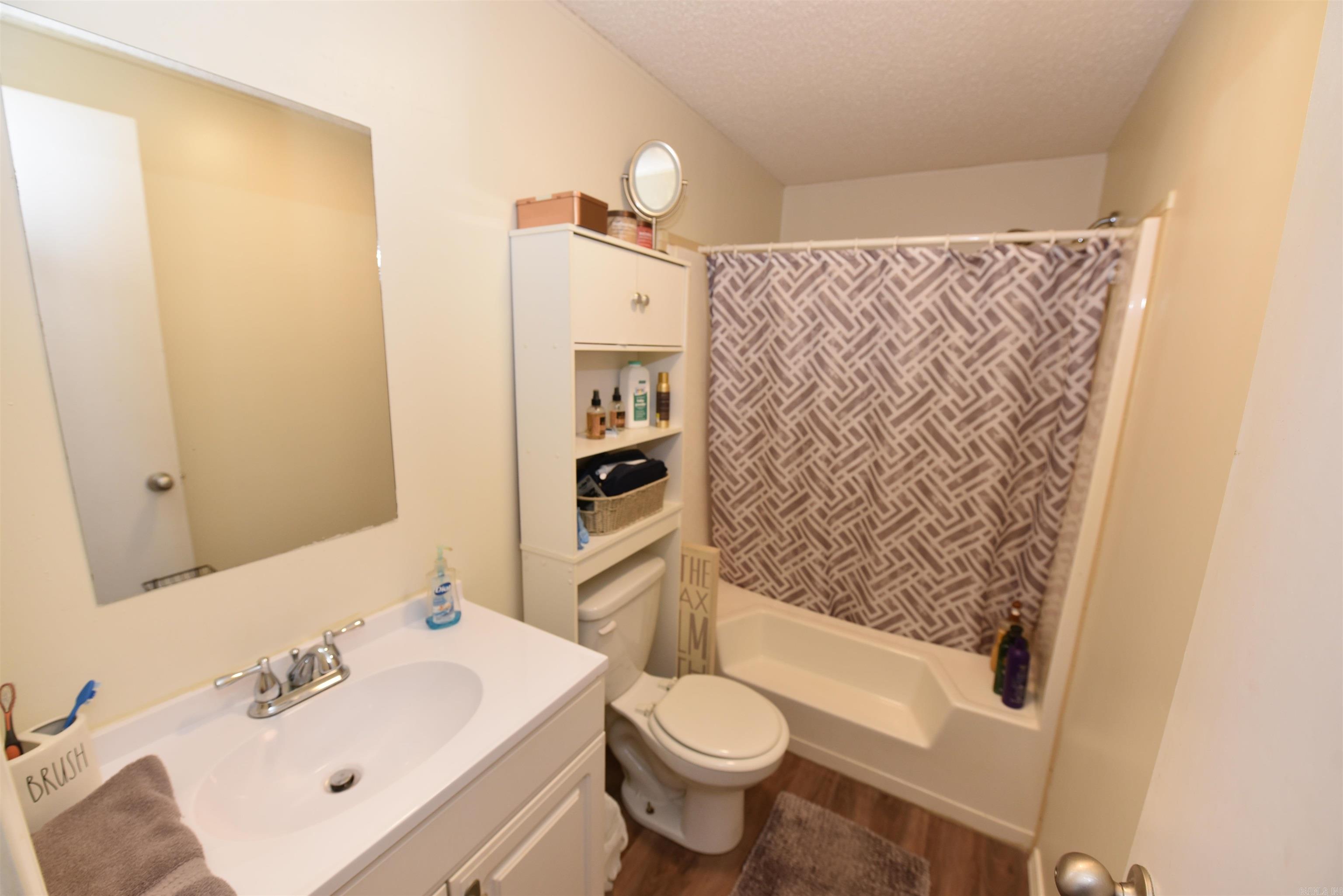 145  Central  Greers Ferry, AR