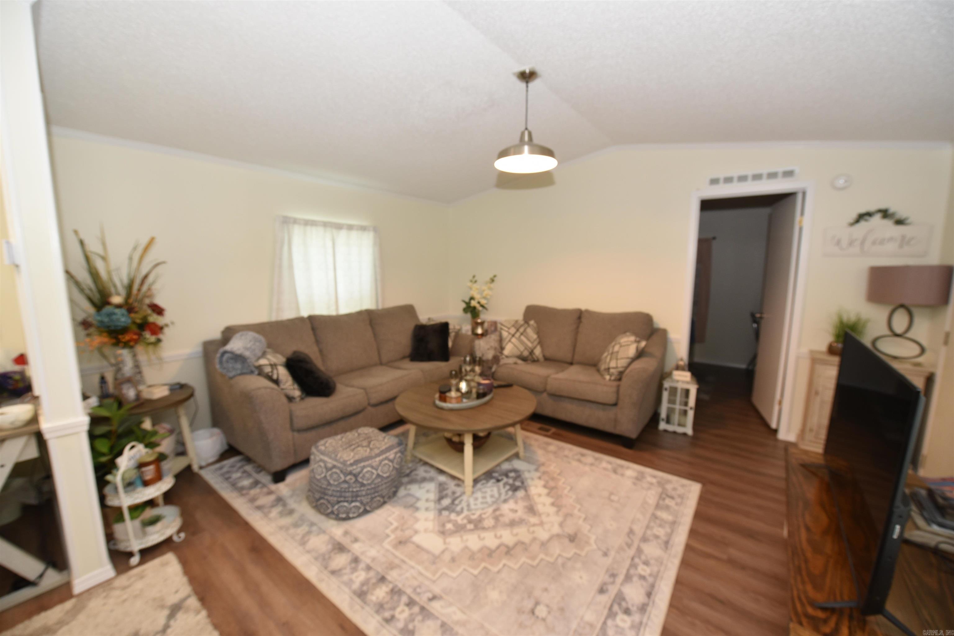 145  Central  Greers Ferry, AR