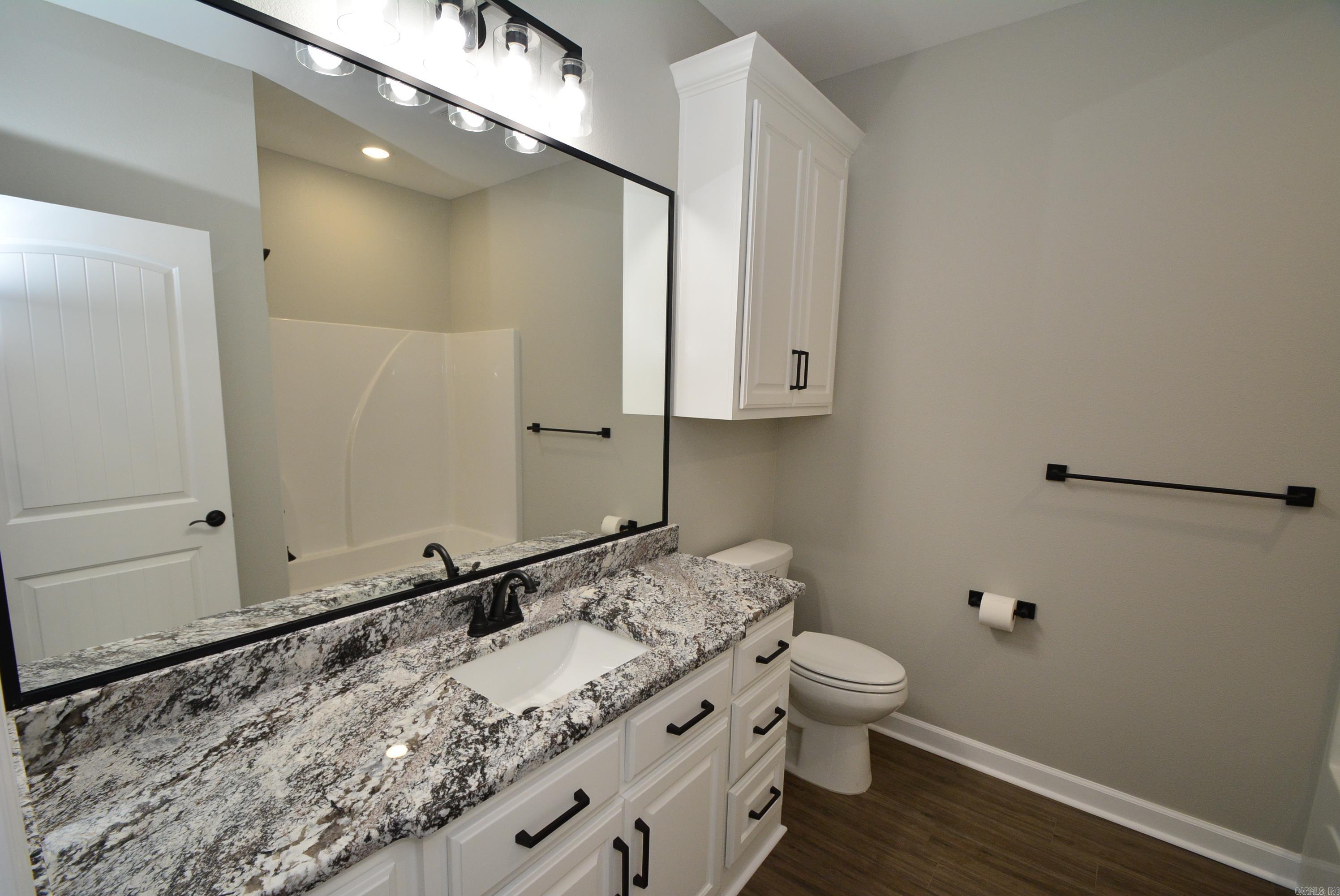 17  Waters Edge  Cabot, AR