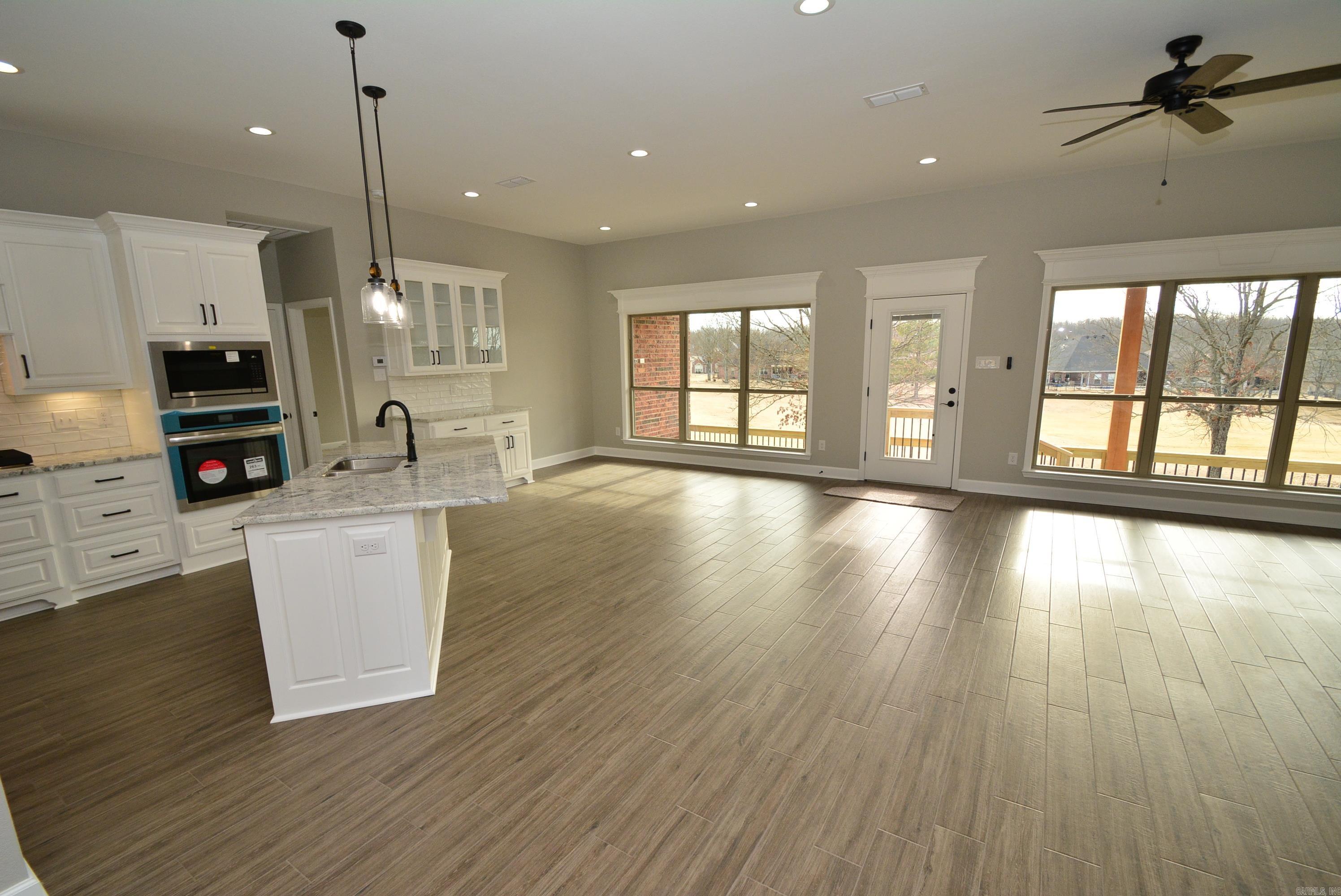17  Waters Edge  Cabot, AR