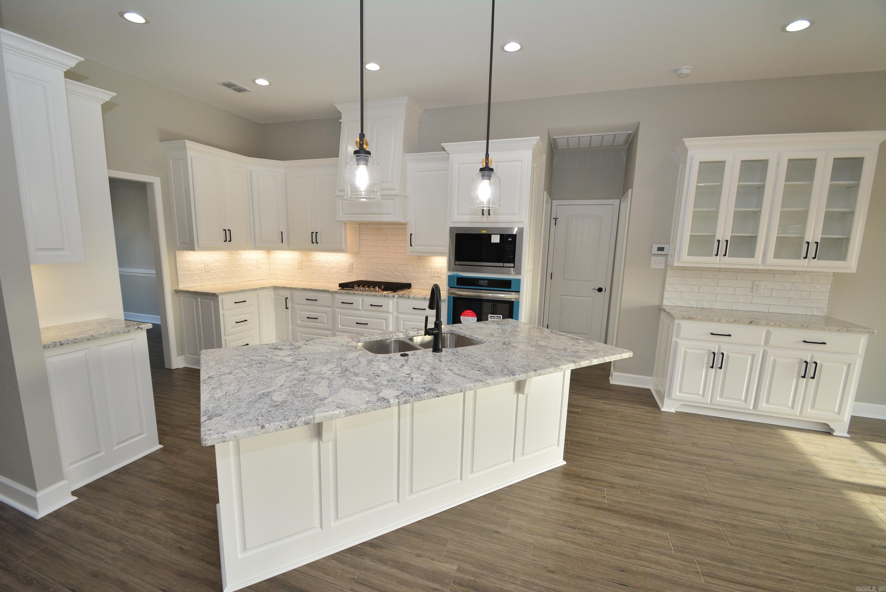 17  Waters Edge  Cabot, AR