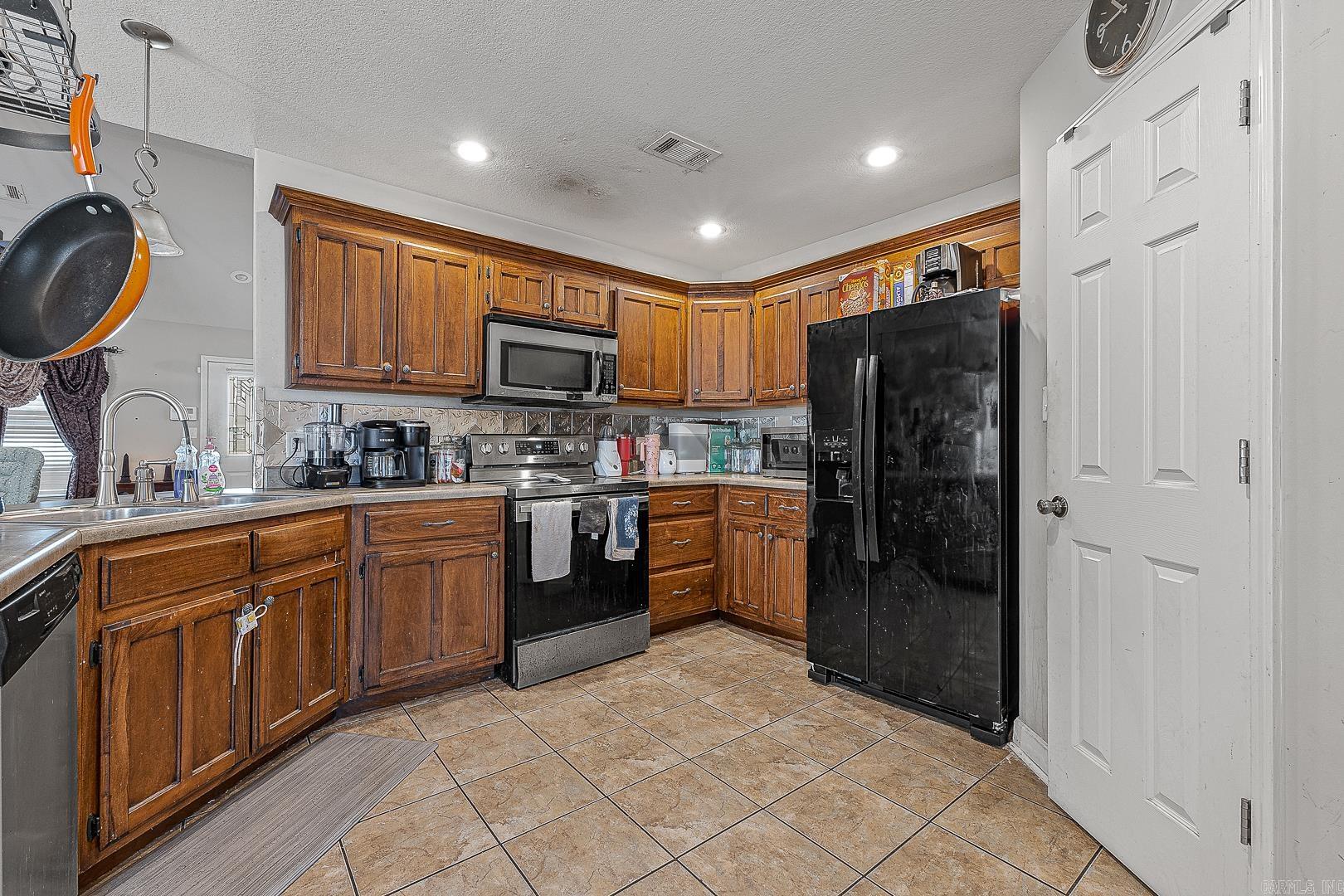 108  Lenford  Bono, AR