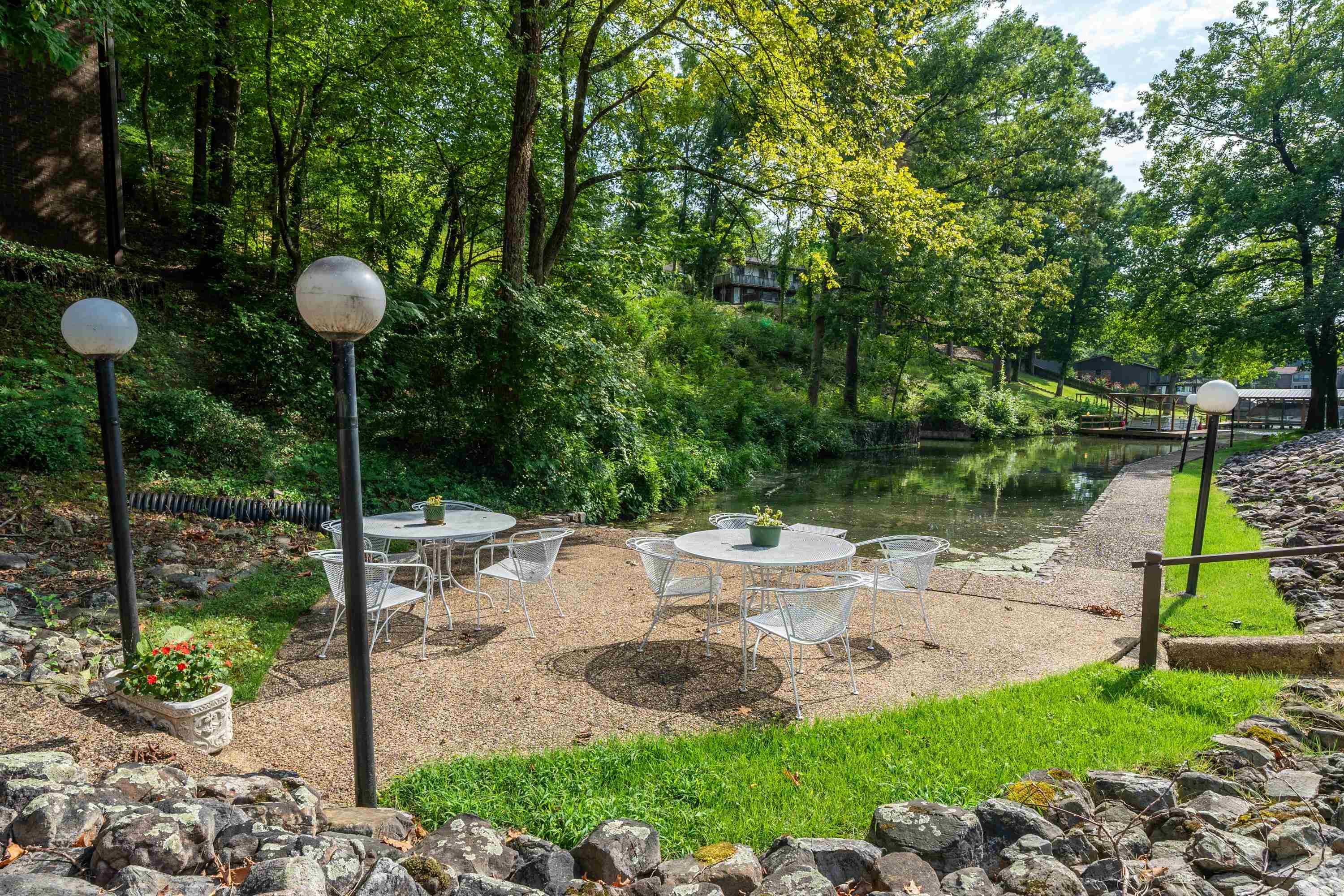 2311  LAKESHORE  Hot Springs, AR