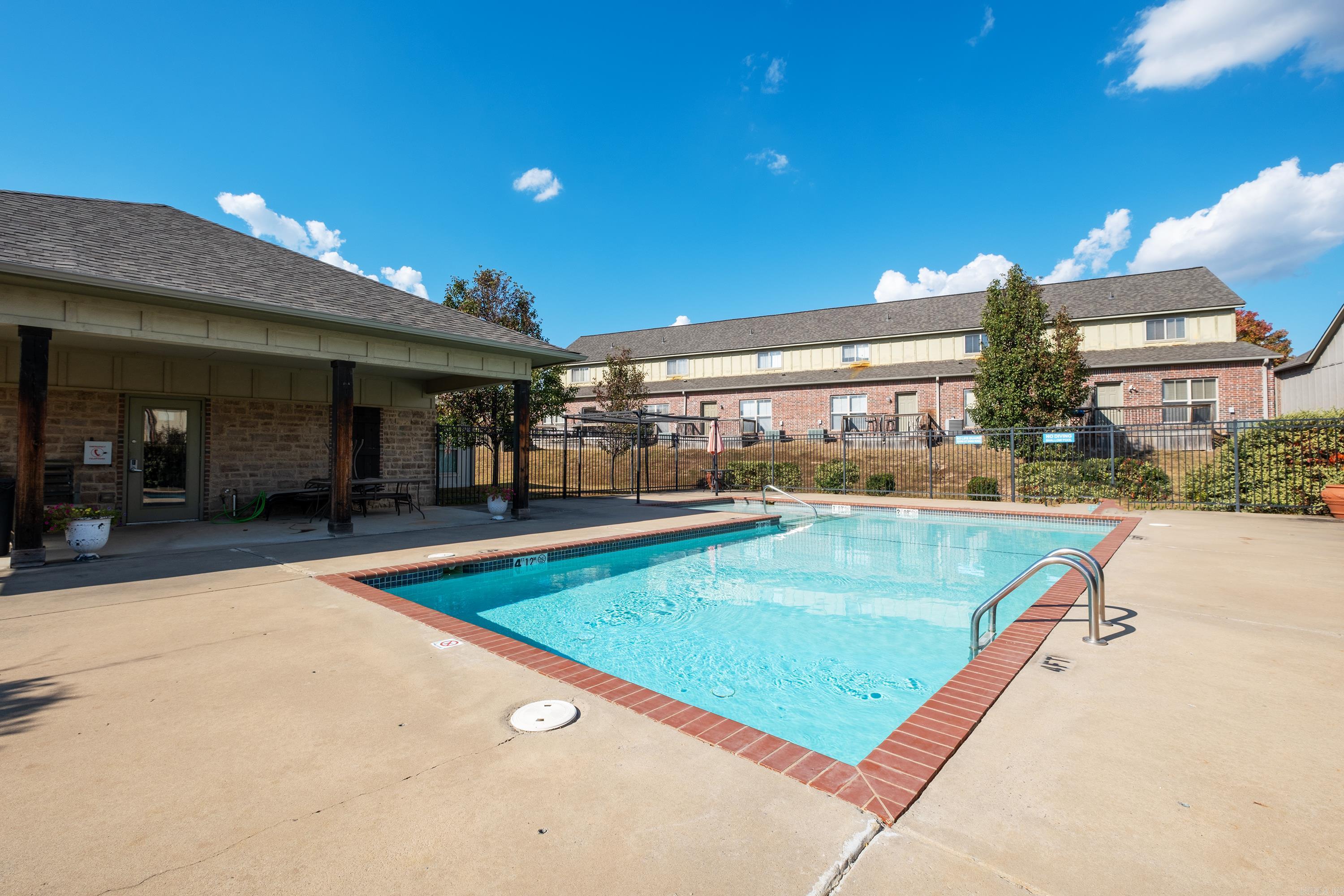 503  Tuscany  Maumelle, AR