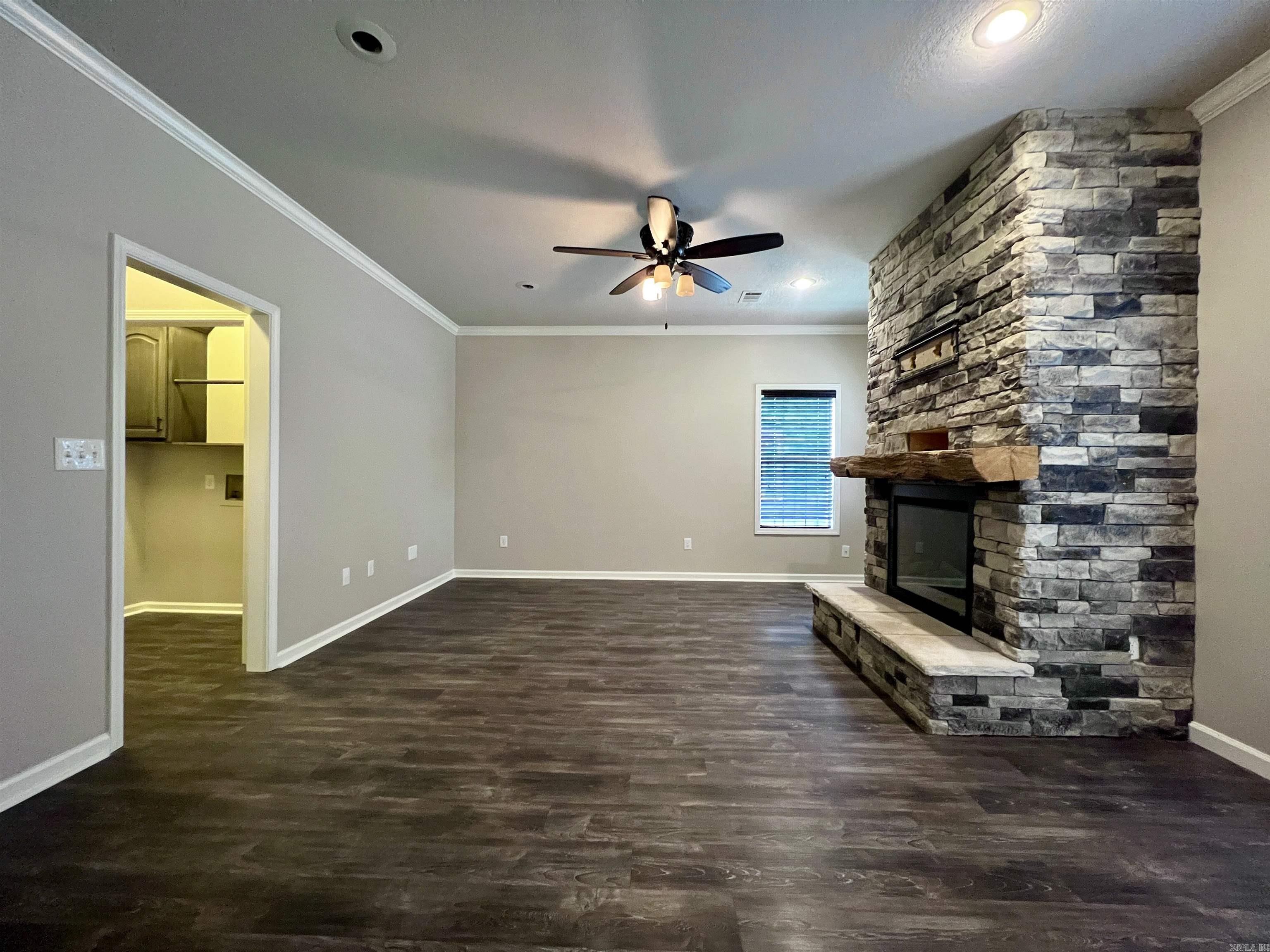 4112 Stephanie Lane Jonesboro, AR 72401