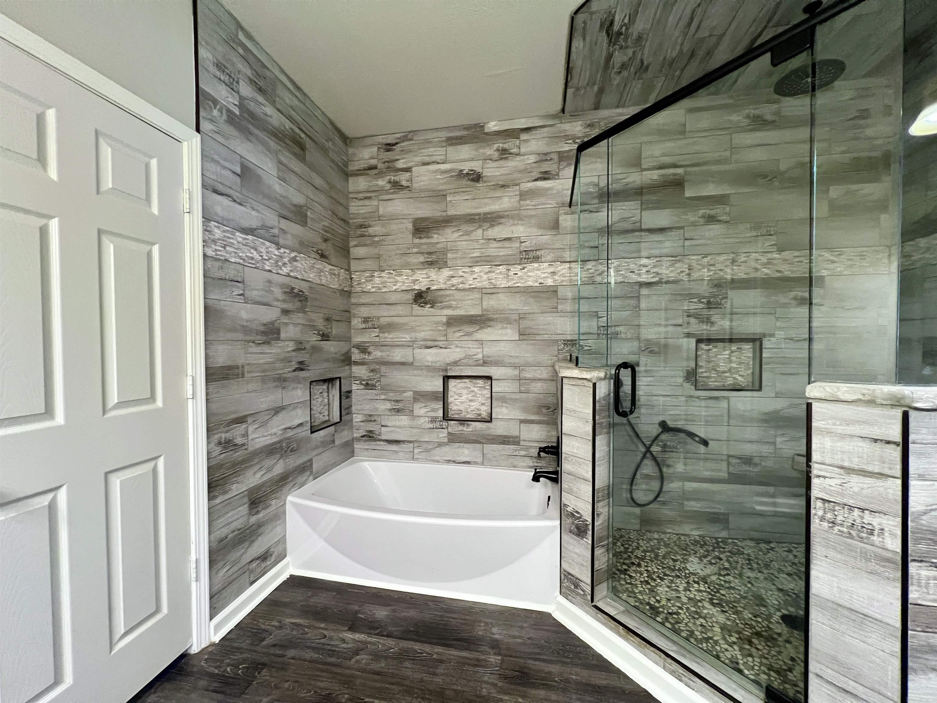 4112 Stephanie Lane Jonesboro, AR 72401