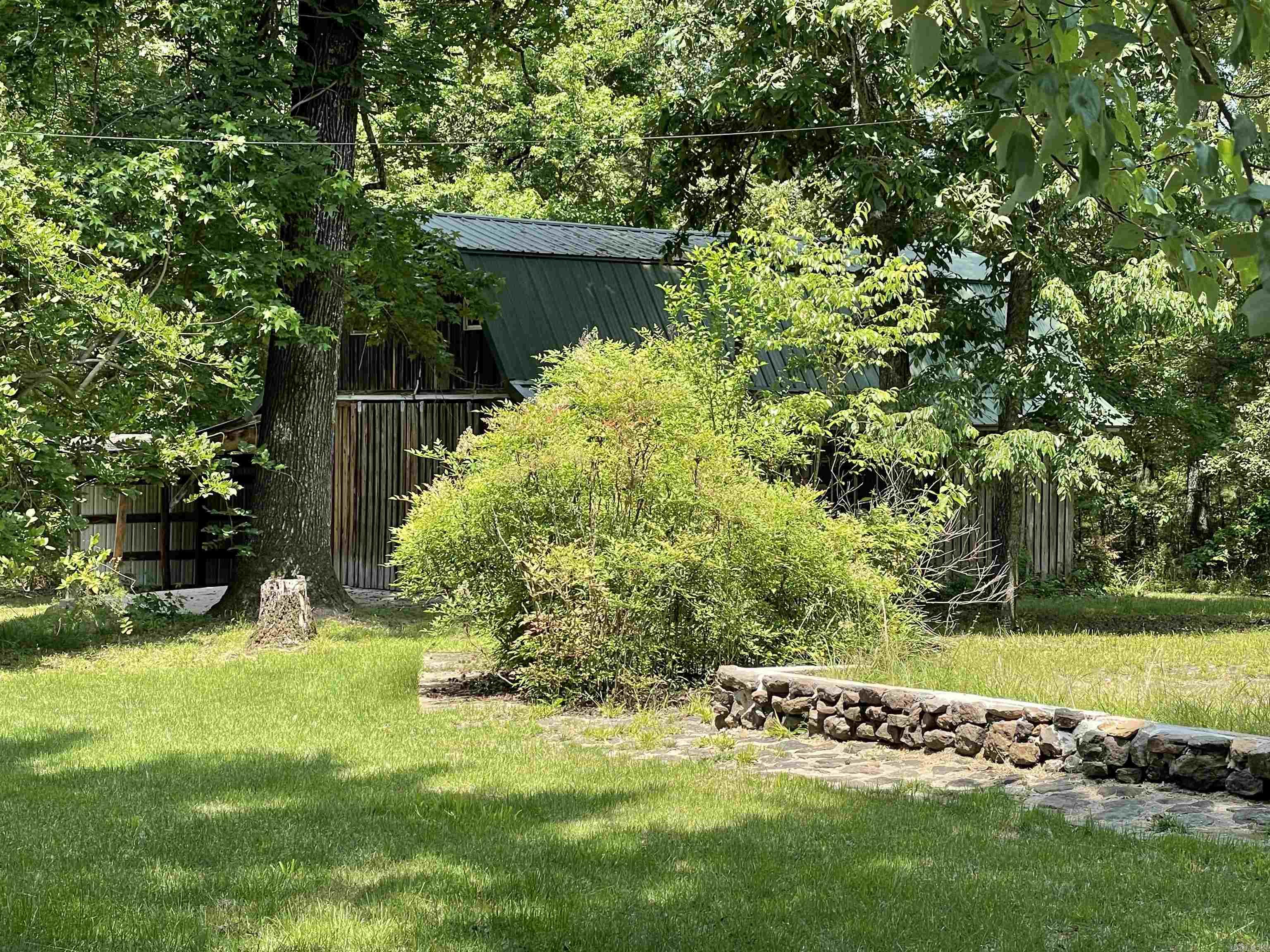 395 Wood Grove Lane Higden, AR 72067