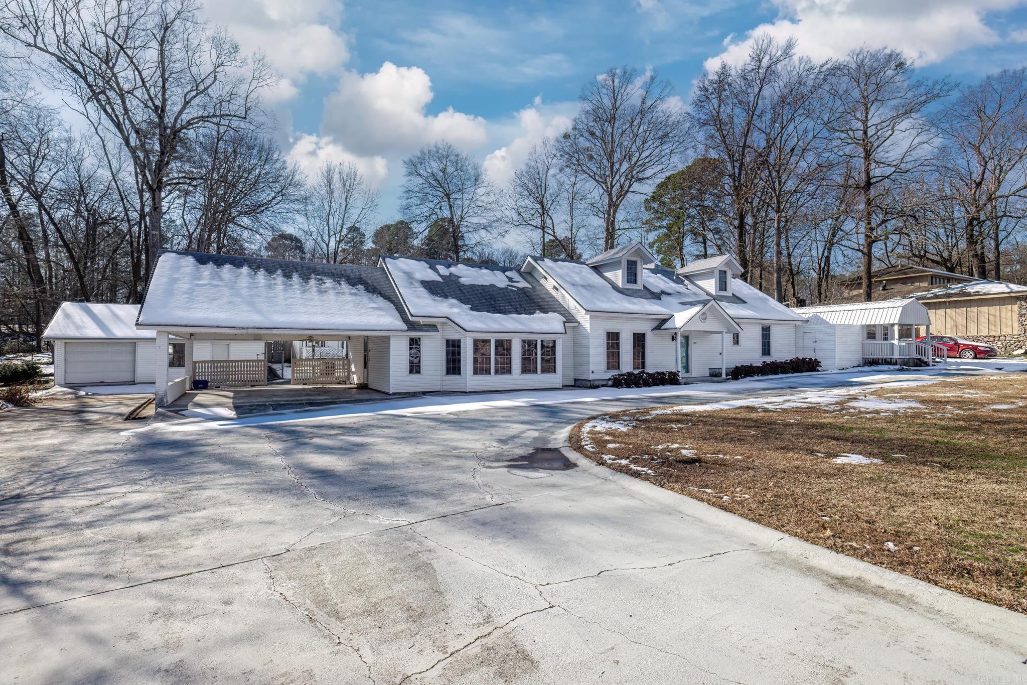 2401  Forrest Park  Arkadelphia, AR