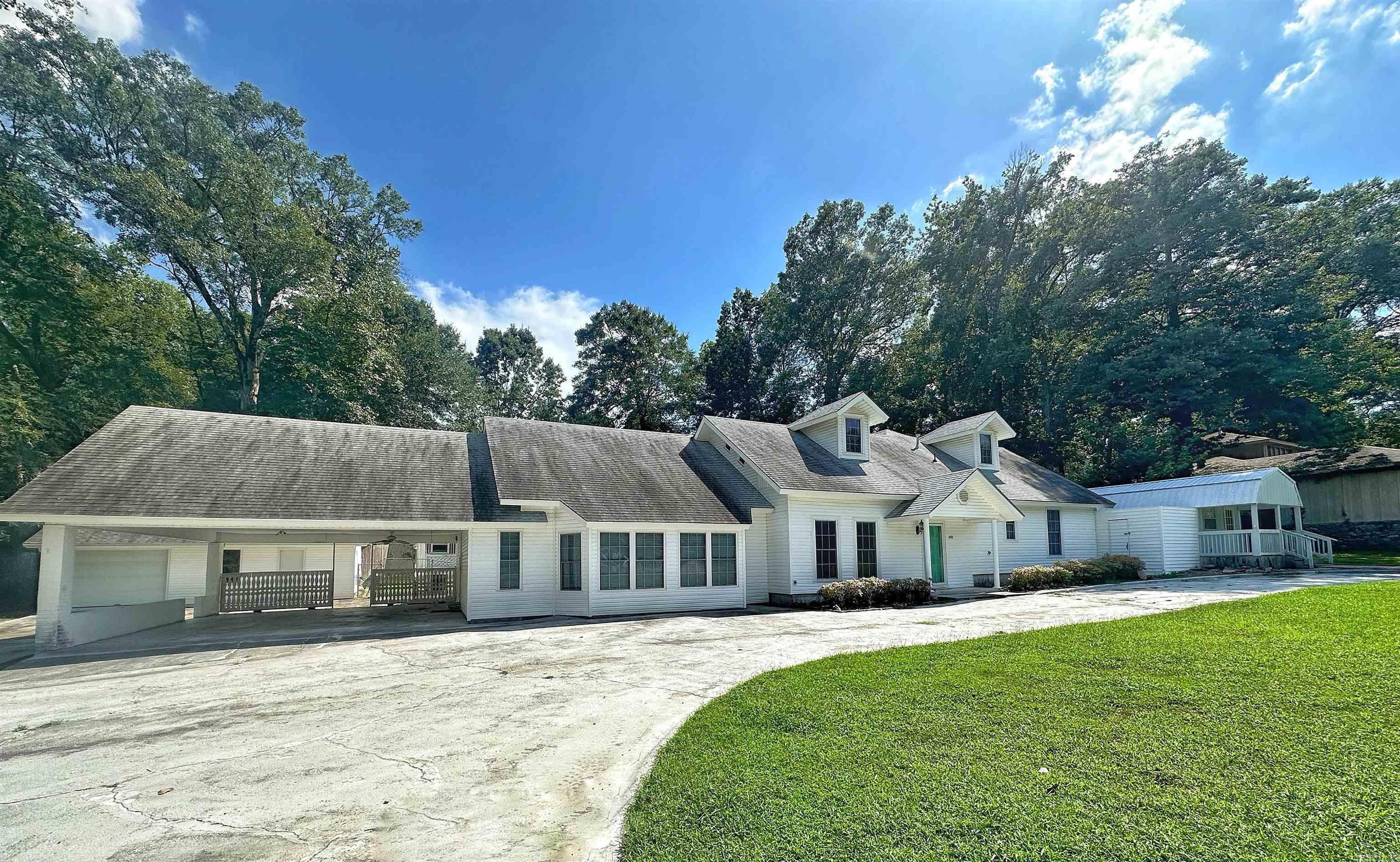 2401 Forrest Park Drive Arkadelphia, AR 71923