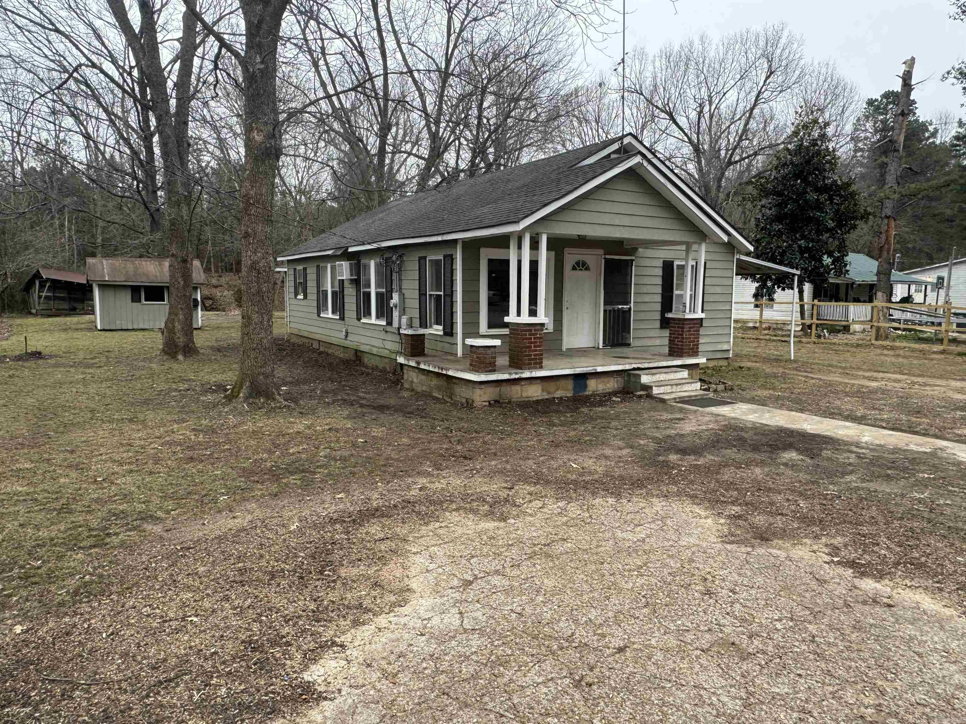 160  Dye  Cherry Valley, AR