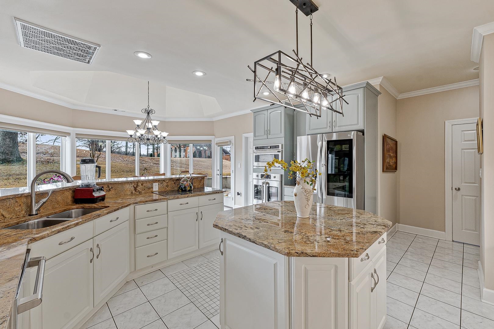 2213  Doral  Jonesboro, AR