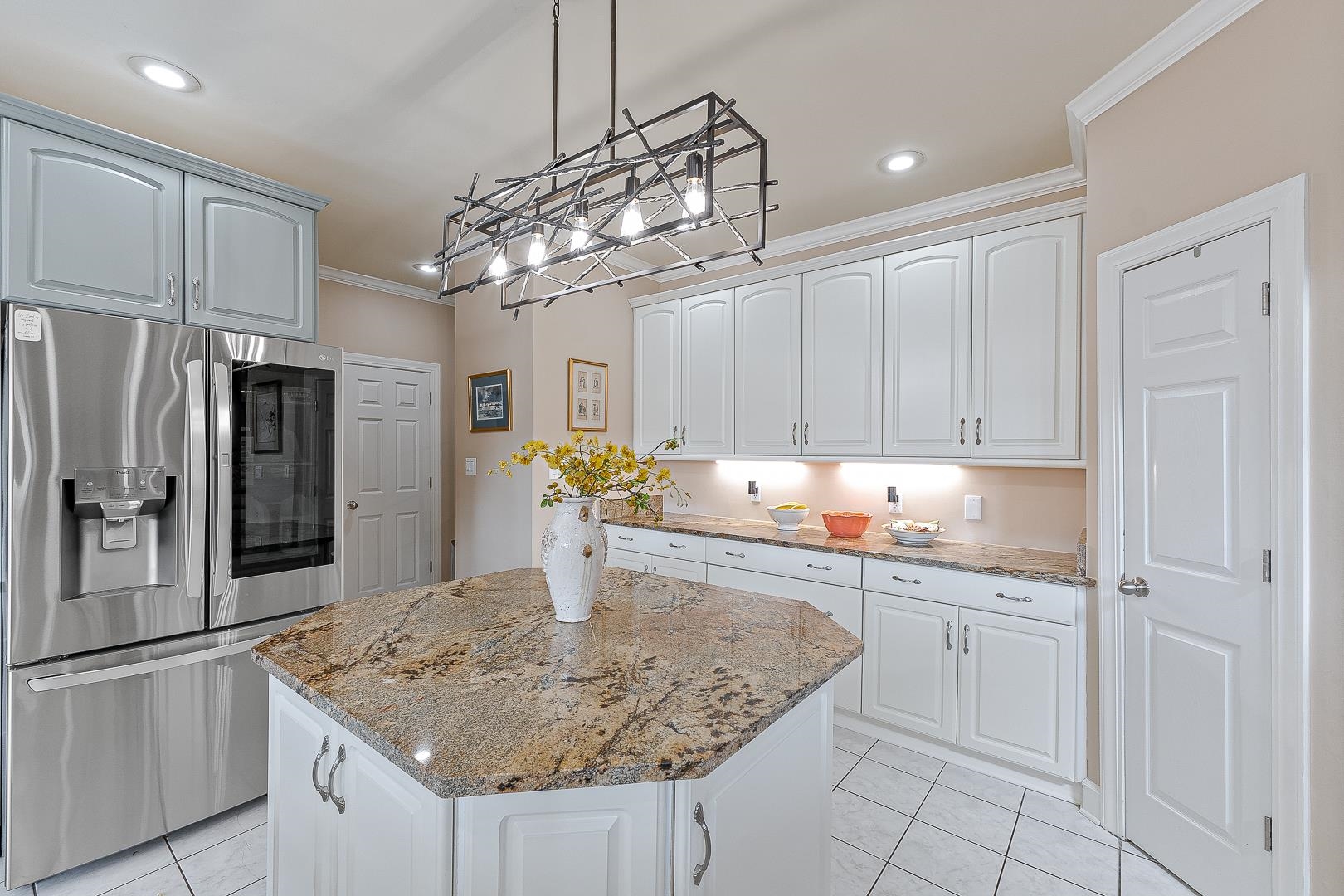 2213  Doral  Jonesboro, AR