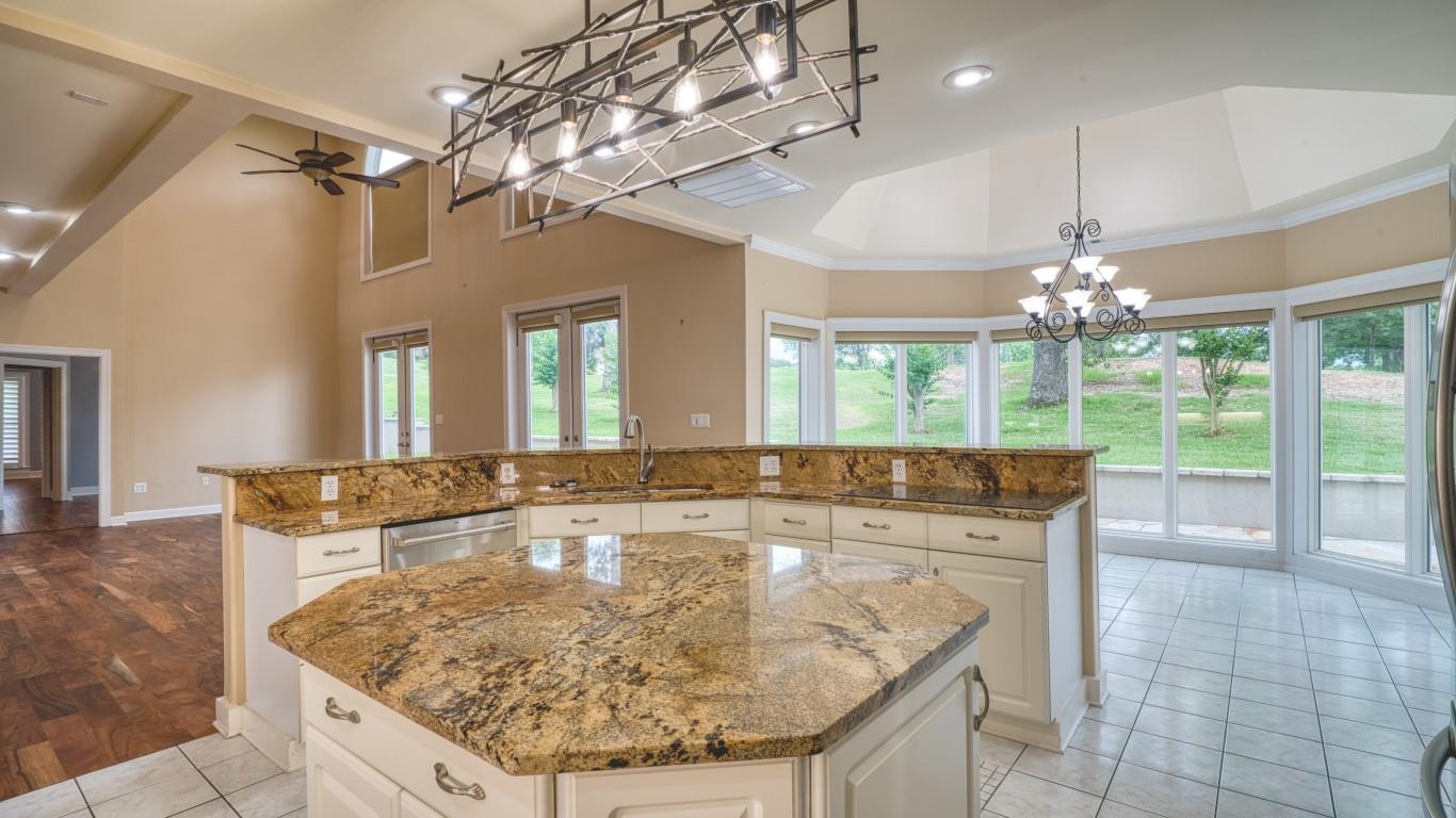 2213 Doral  Jonesboro, AR