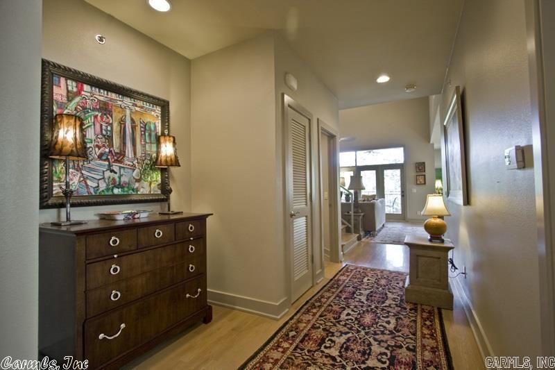 100  VALLON #112  Little Rock, AR