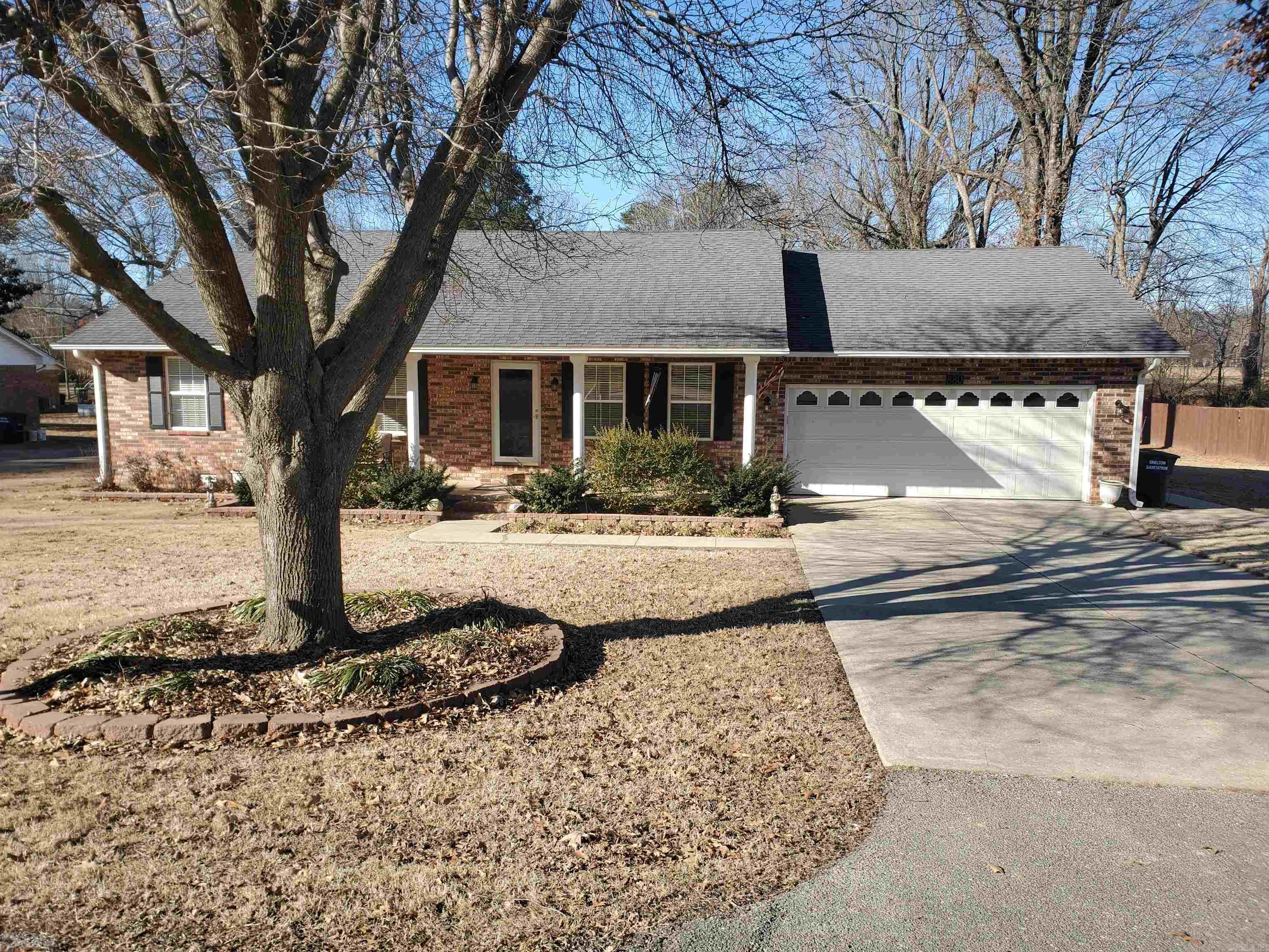 880 N 6th  Piggott, AR