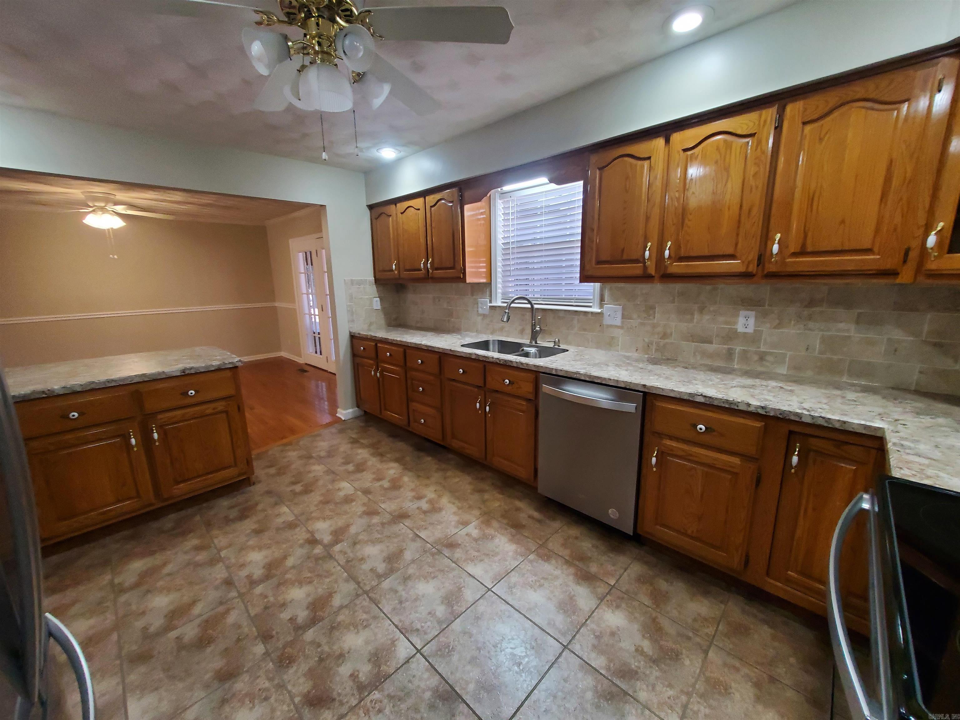 880 N 6th  Piggott, AR