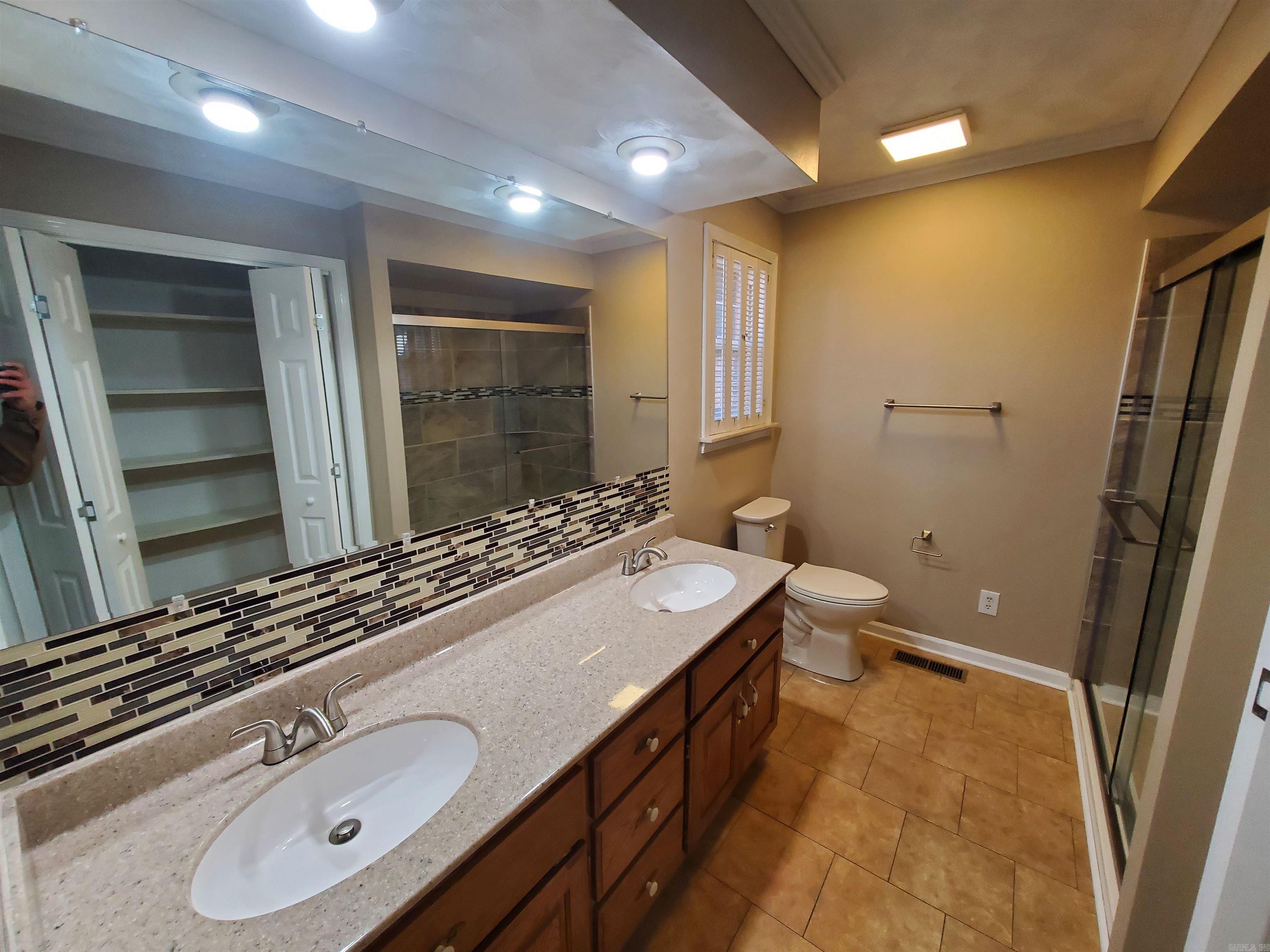 880 N 6th  Piggott, AR