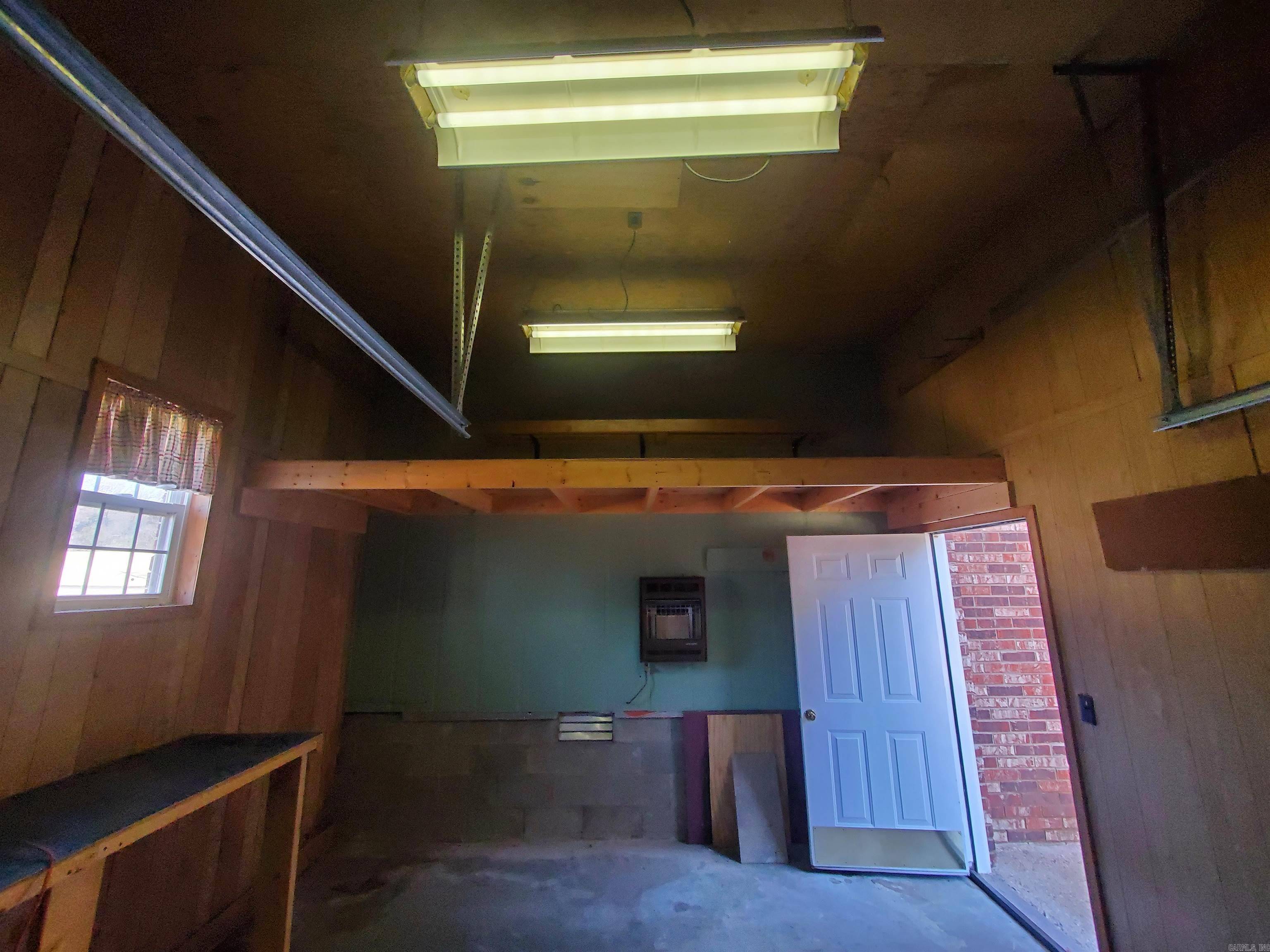 880 N 6th  Piggott, AR