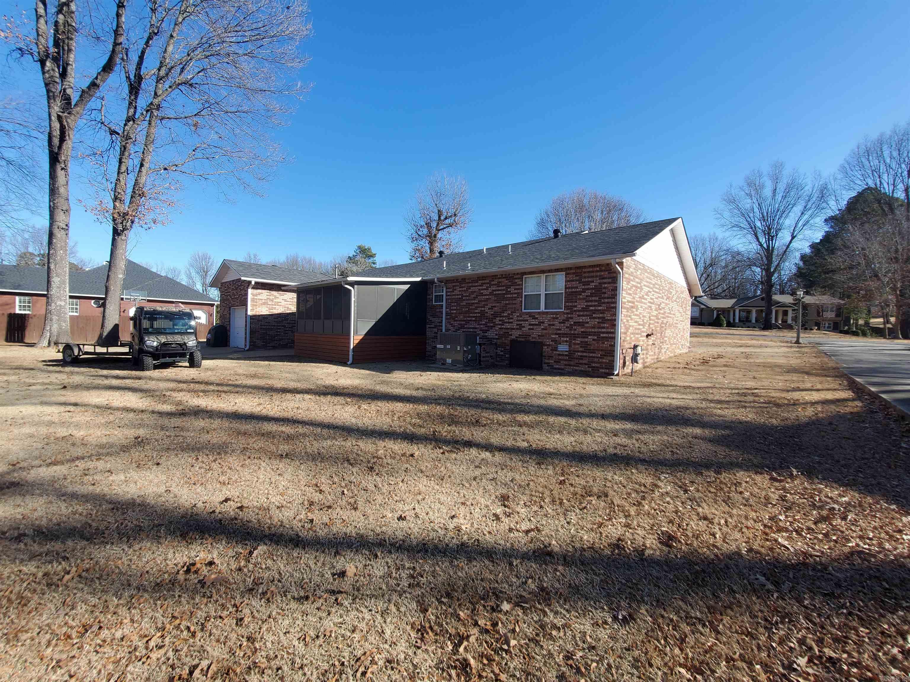 880 N 6th  Piggott, AR