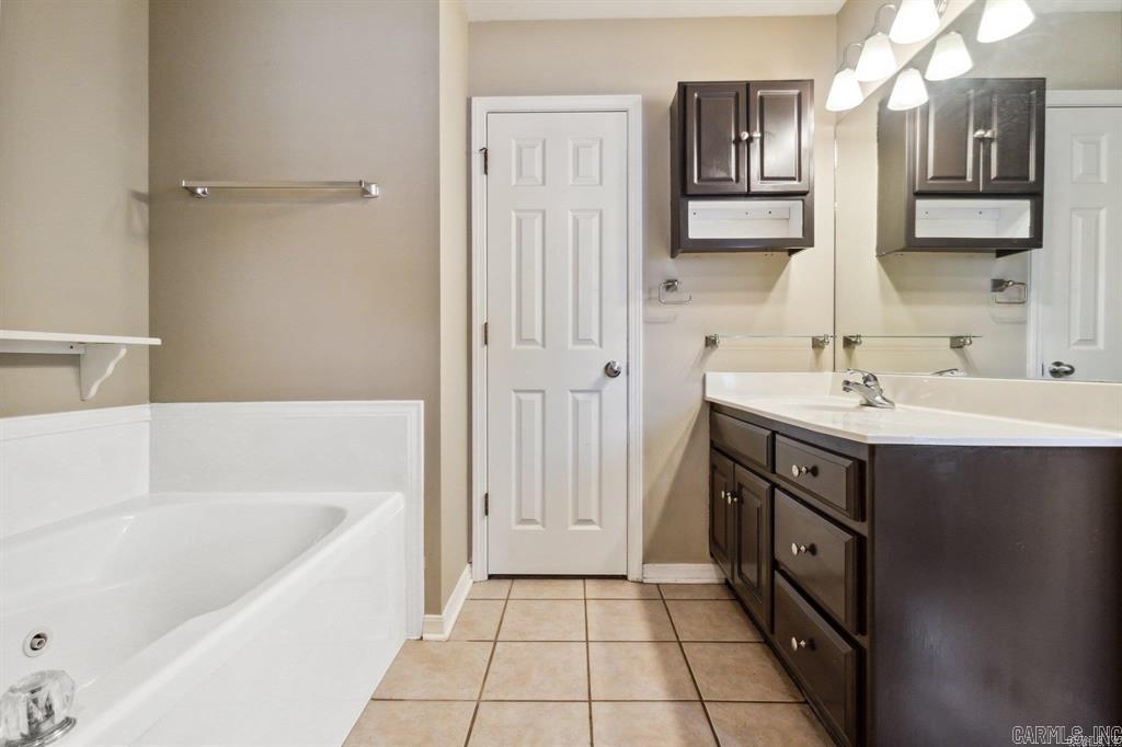 10  Overlook  Cabot, AR